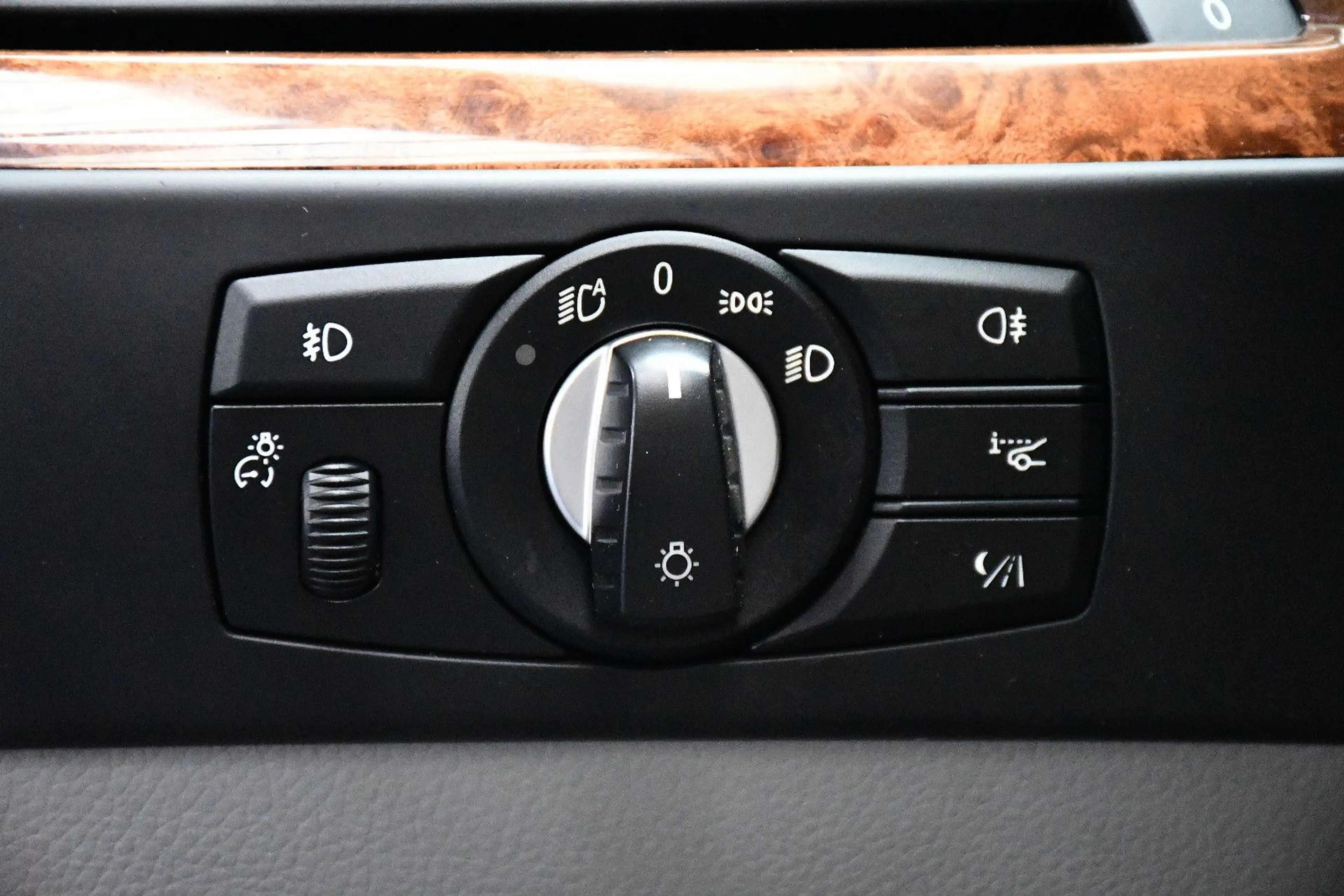 BMW 525 Limo Aut. Leder AHK SoftClose HUD 1.Hand — photo 11