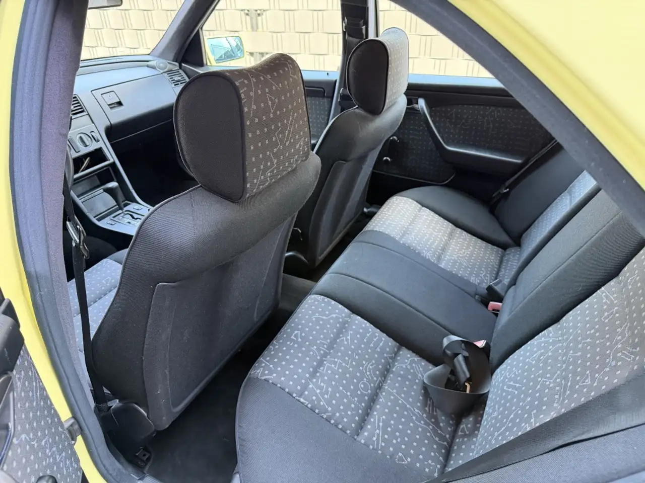 Mercedes-Benz C 220 Sport| AUTOMAAT GEEL| UNIEK| ROESTVRIJ| 2E EIGENAA, foto 12