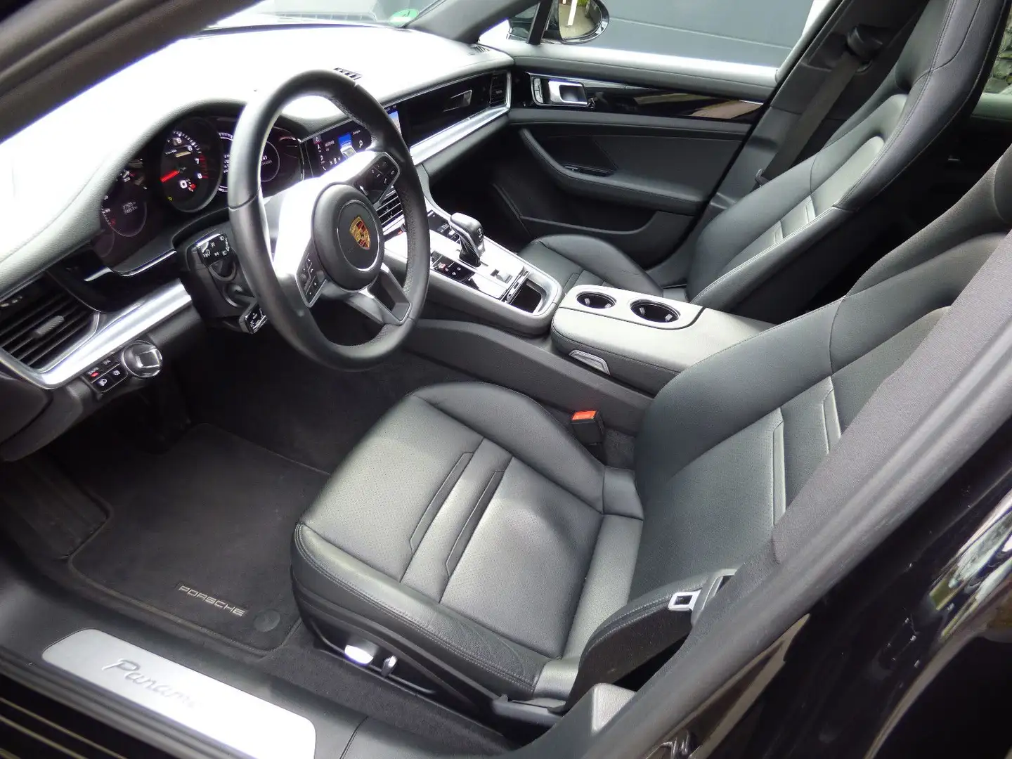 Porsche Panamera Sport Turismo 4*Pano*BOSE*Kamera*LuftFW Schwarz - 2