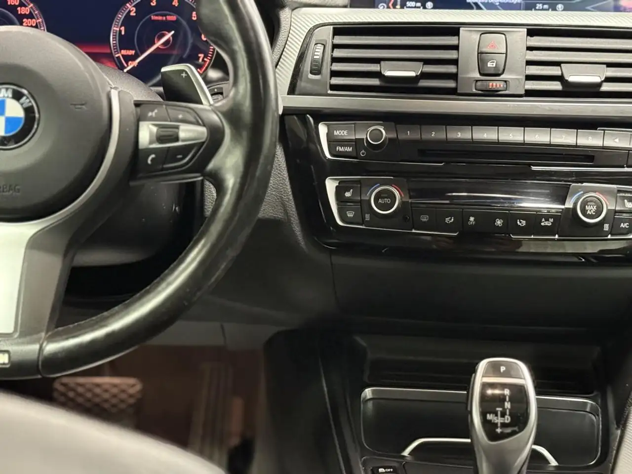 BMW 4 Series снимка BMW 4 Series