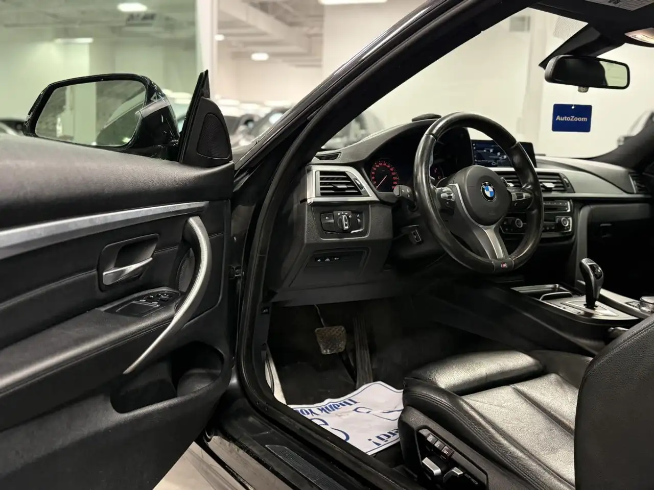 BMW 4 Series снимка BMW 4 Series