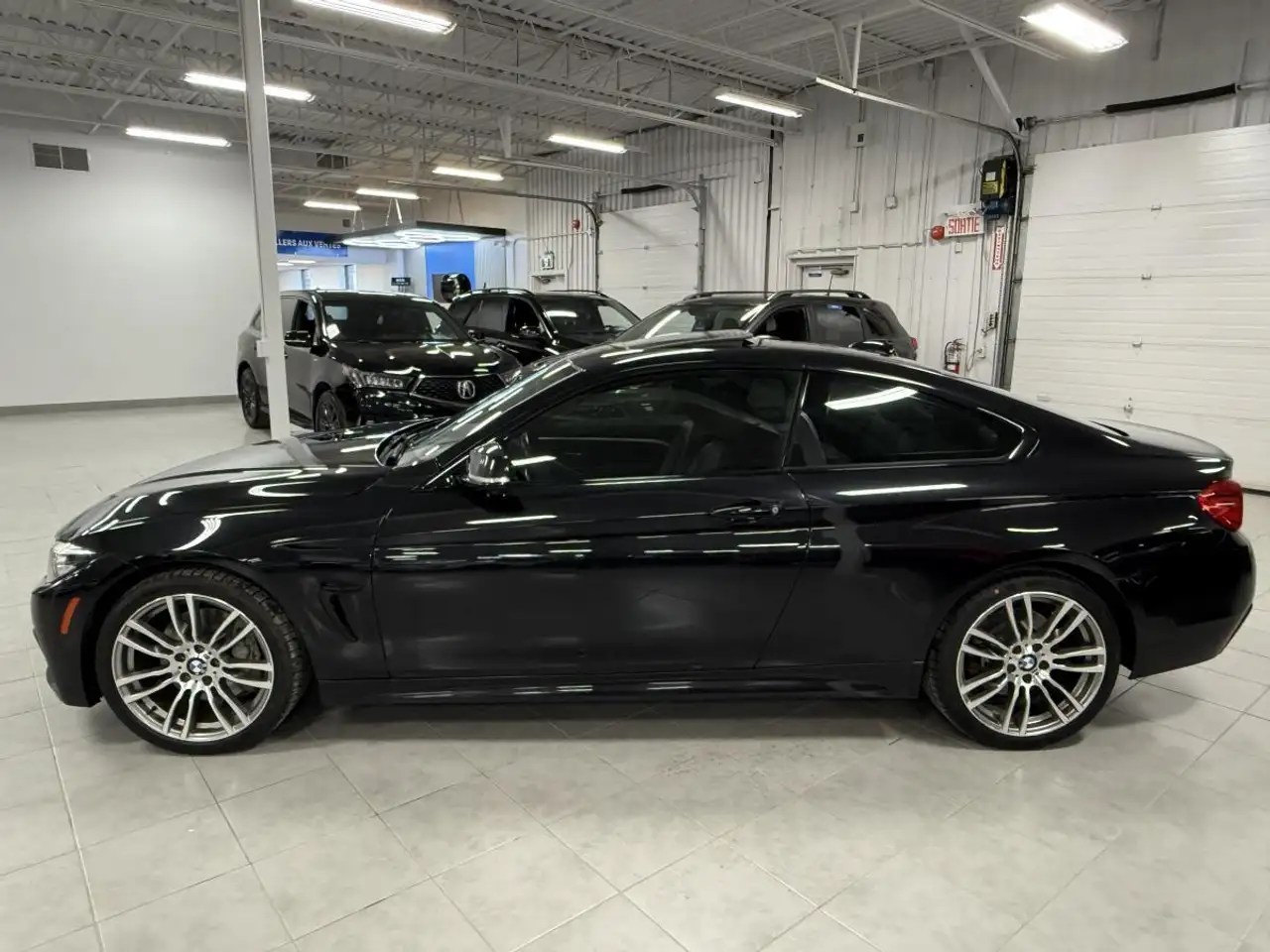 BMW 4 Series снимка BMW 4 Series