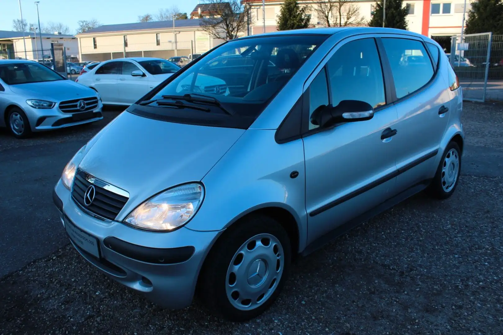 Mercedes-Benz A 160 Langversion 1.6*AUTOMATIK*KLIMA* Silber - 1
