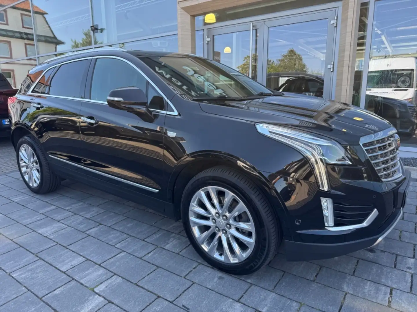 Cadillac XT5 Platinum AWD 3.6 V6 HUD Navi Memory Sitze 360 Kame Noir - 2