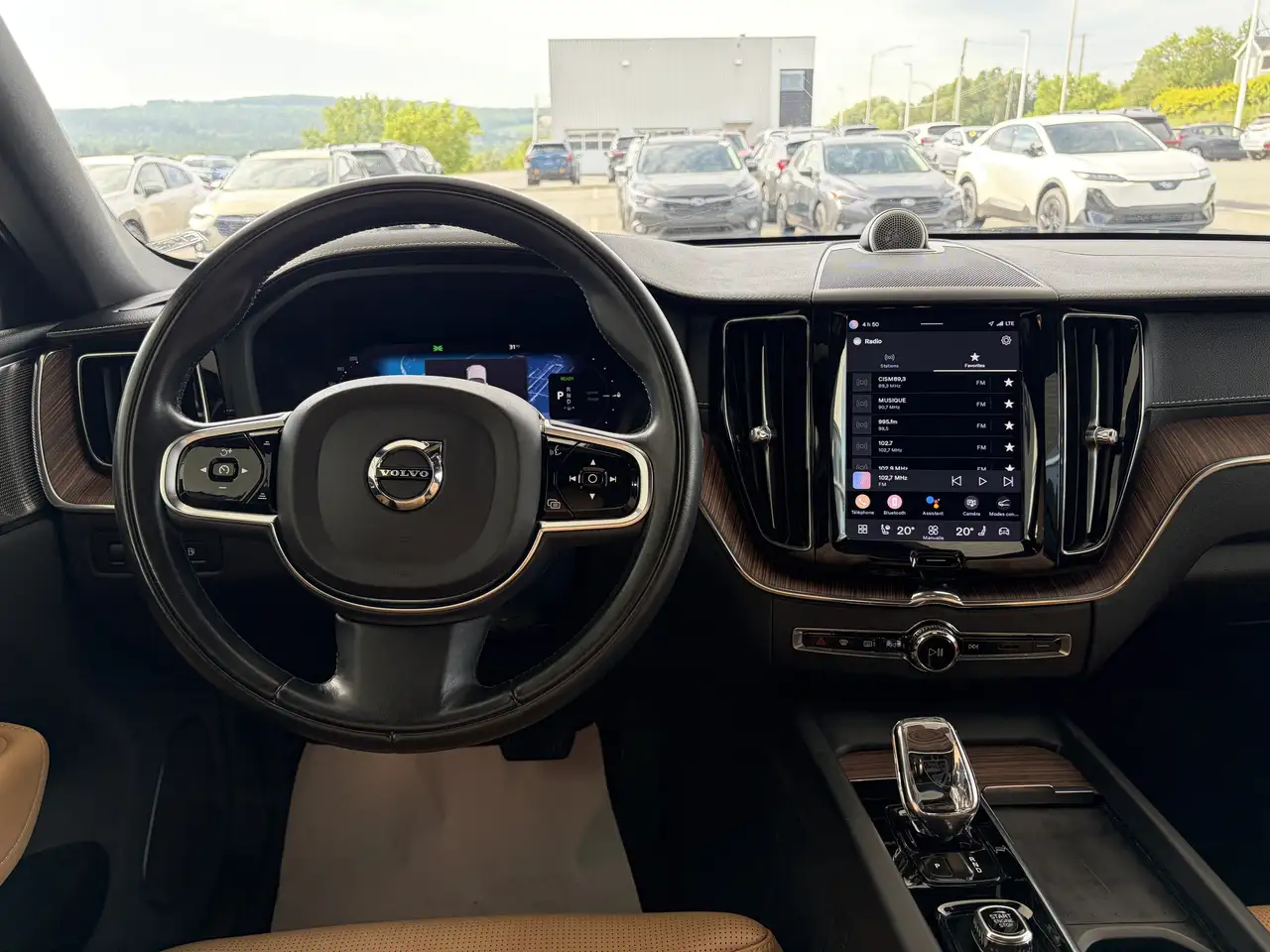 Volvo XC60 снимка Volvo XC60