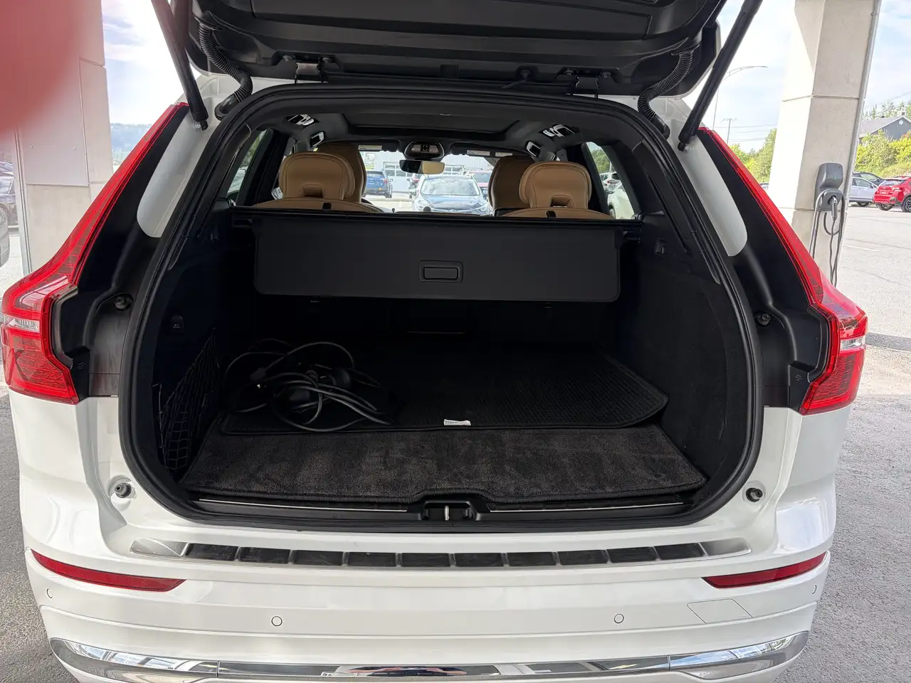 Volvo XC60 снимка Volvo XC60