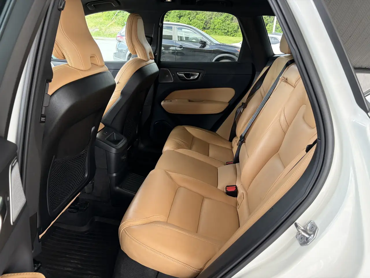 Volvo XC60 снимка Volvo XC60