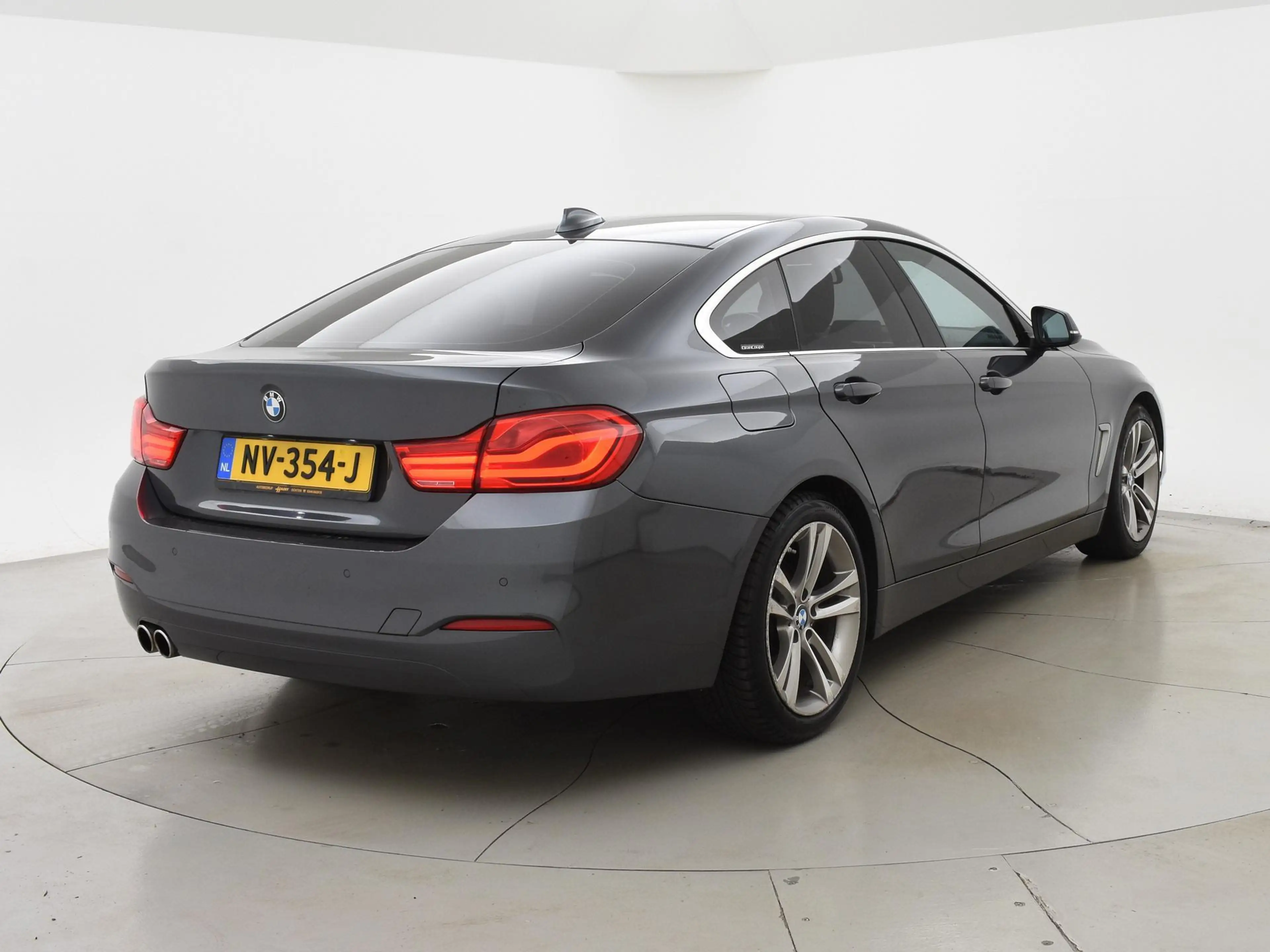 BMW 418 4 Serie GRAN COUPE 418i EXECUTIVE | LEDER | NAVI | — photo 2