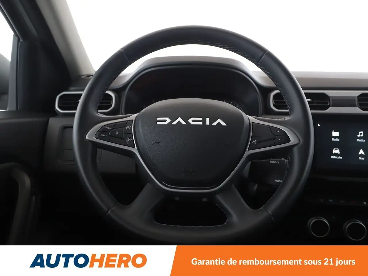 Dacia Duster — photo 15