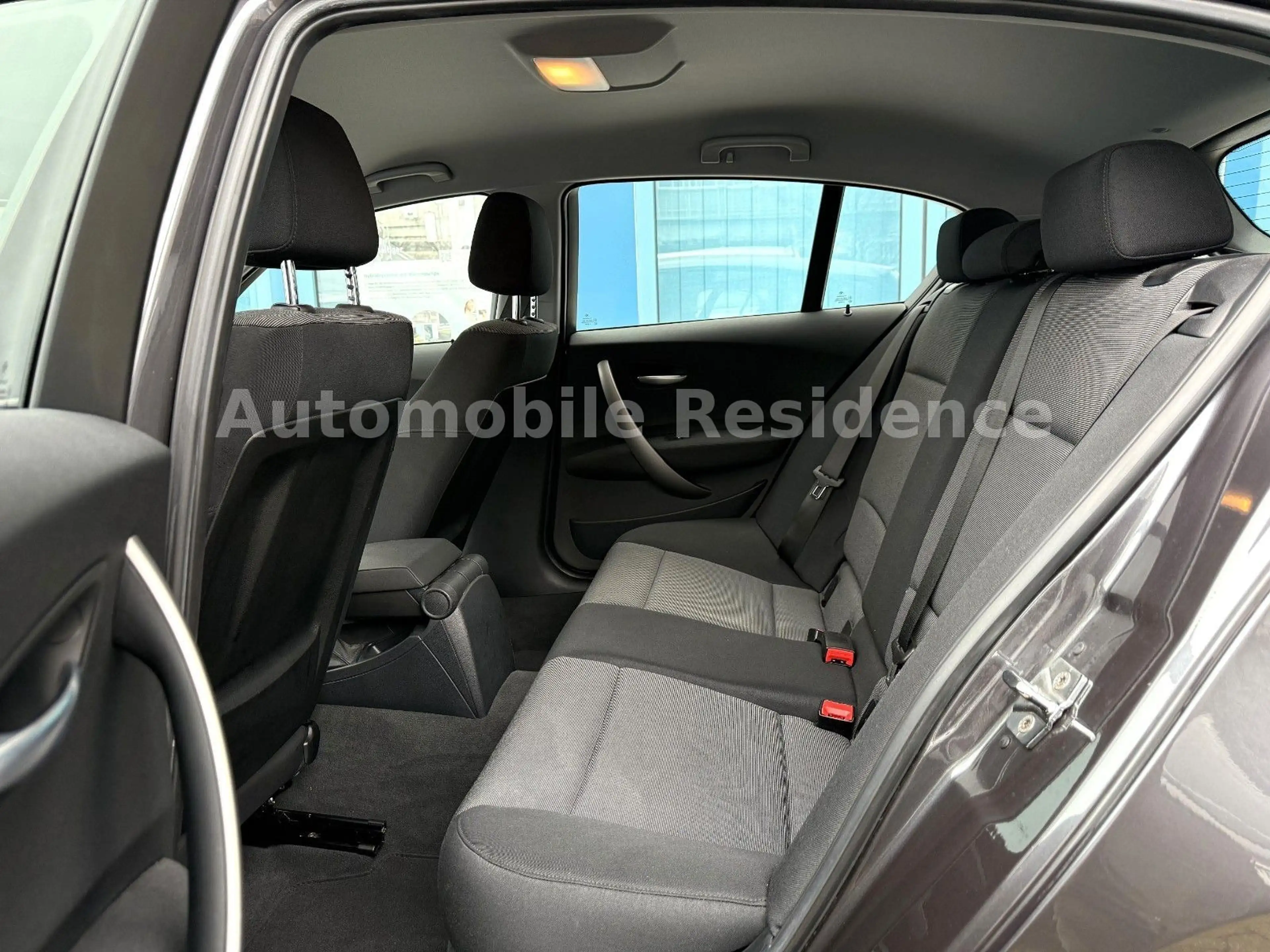 BMW 120 d AUTOMATIK*NAVI*XENON*PDC*MFL*E-PAKET*1HD* — photo 8
