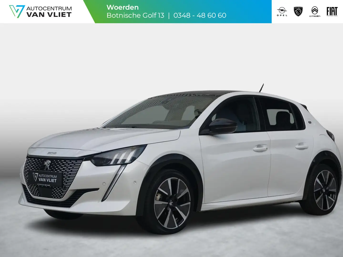 Peugeot e-208 EV GT 350 50 kWh Panoramadak Wit - 1