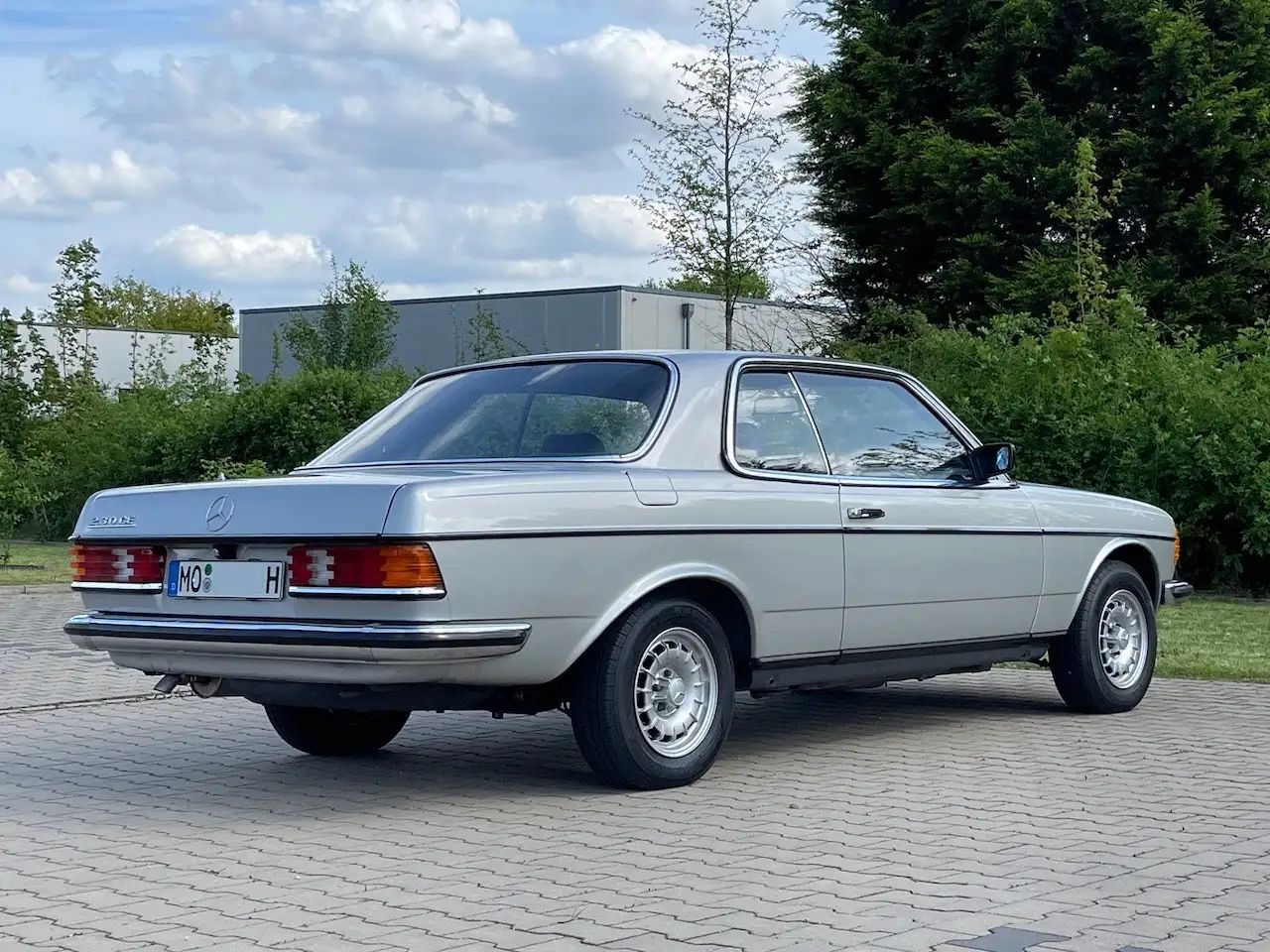 Mercedes-Benz Baureihe 123 W123 230 CE | Automatik, foto 4