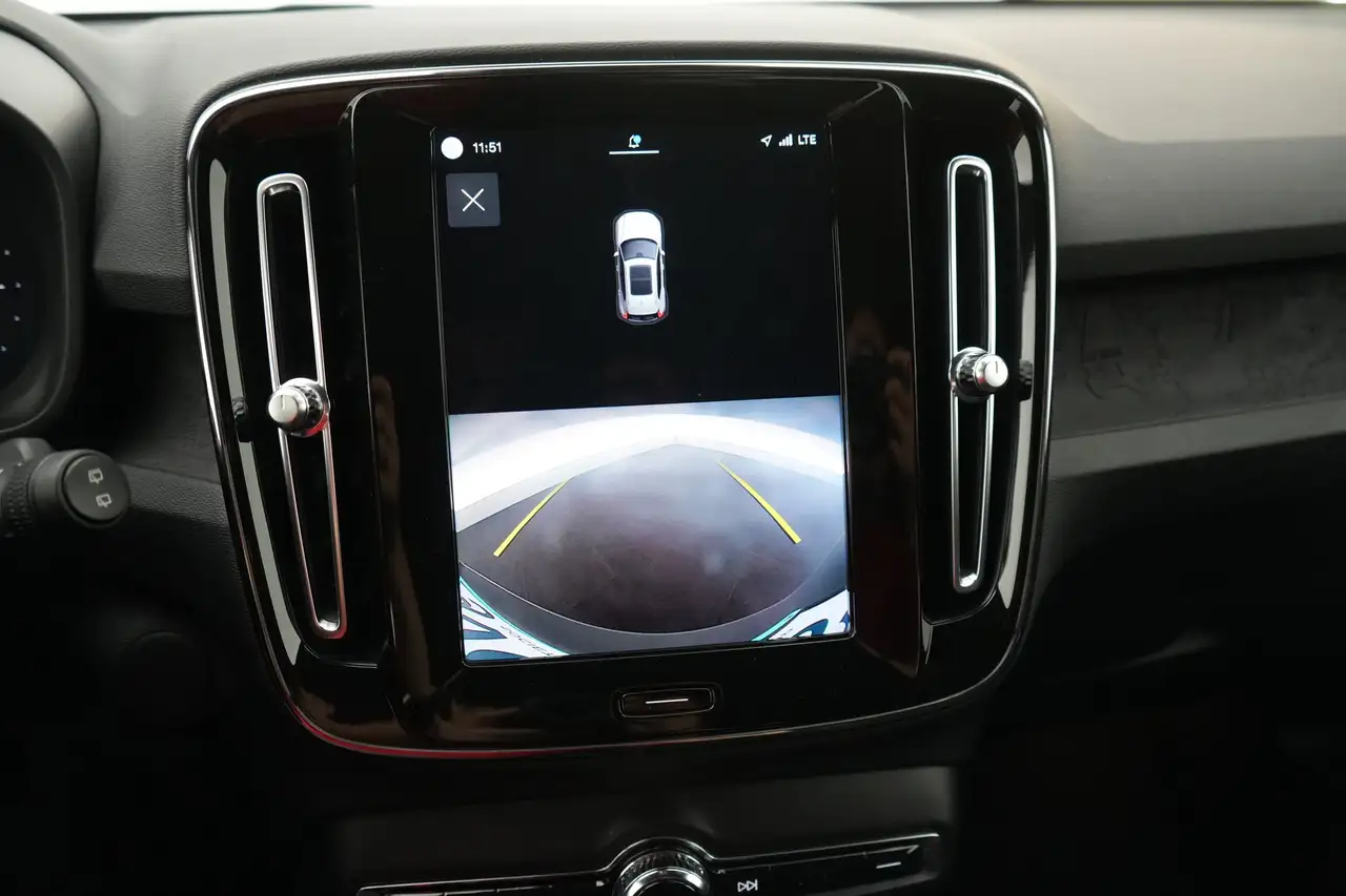 Volvo XC40 70 kWh Recharge Core LED GPS PDC CAM Keyless Verw., миниатюра 30