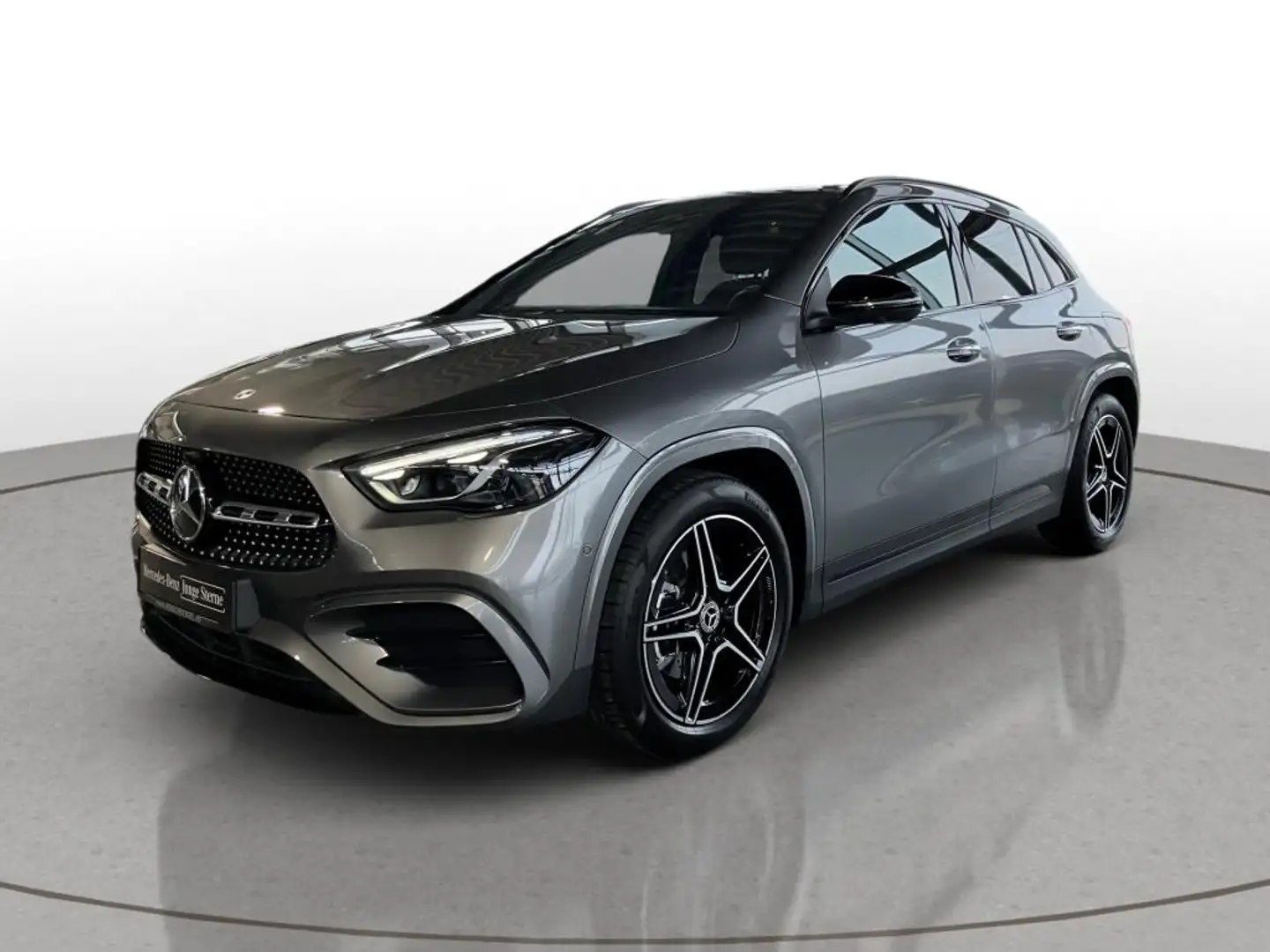 Mercedes-Benz GLA 200 EDITION AMG-Line+Night+AHK+DISTR+KEYLESS Grau - 2