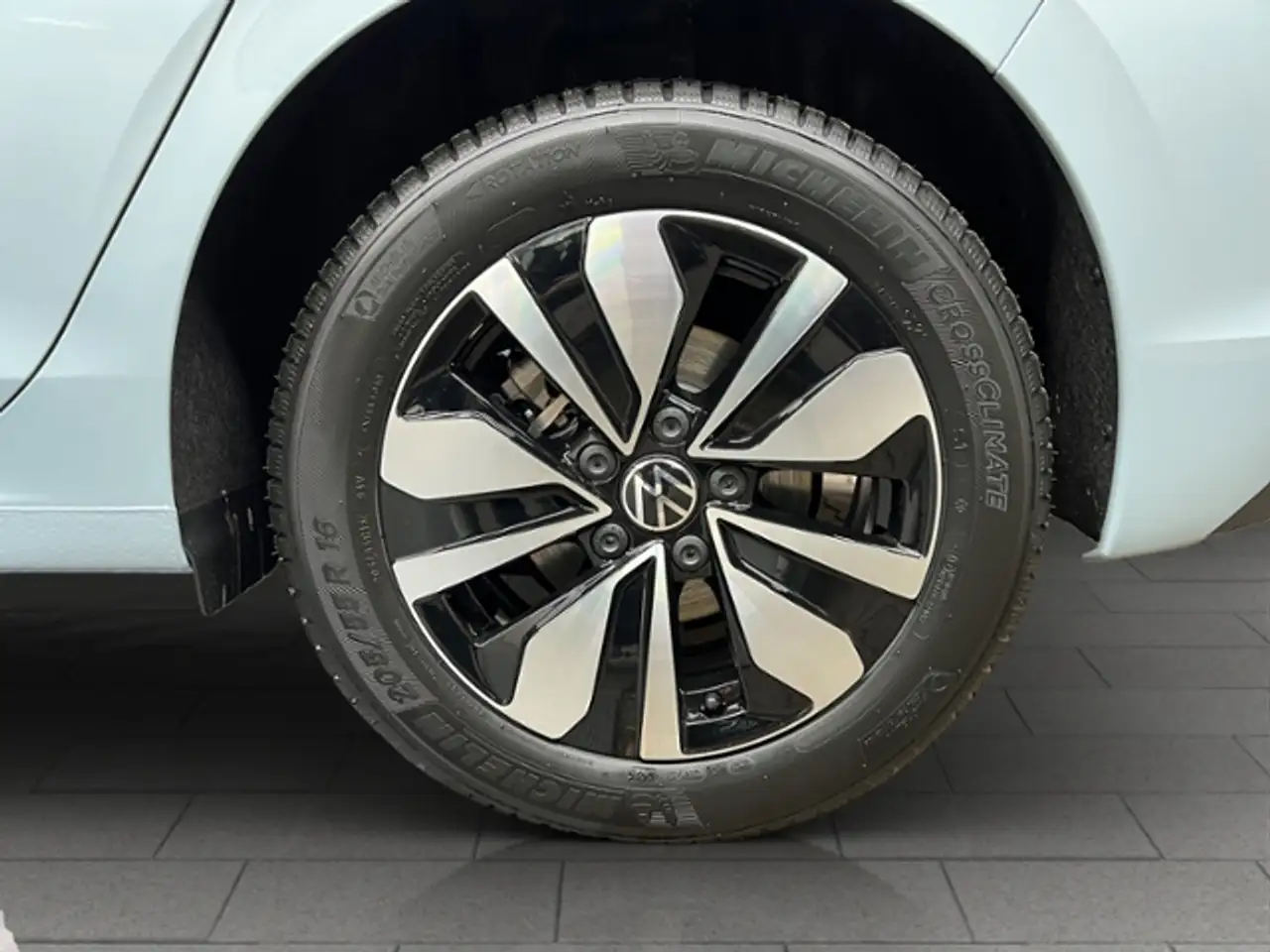 Volkswagen Golf Life 1,5 l 85 kW (116 PS) DSG LED NAVI 18
