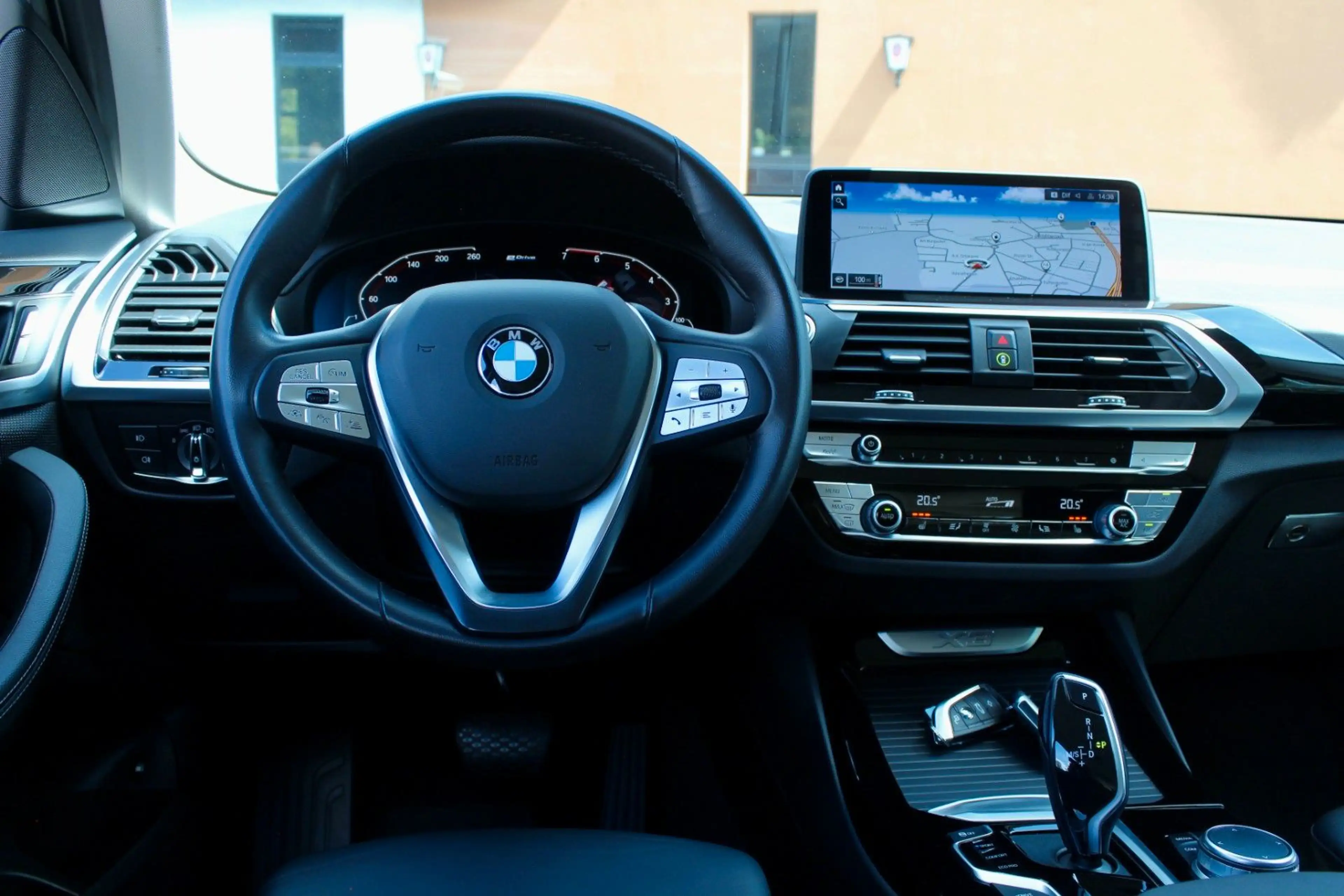 BMW X3 xDr30e DA-PLUS INNOV H-UP ADAPT 19" AHK xLine — photo 3