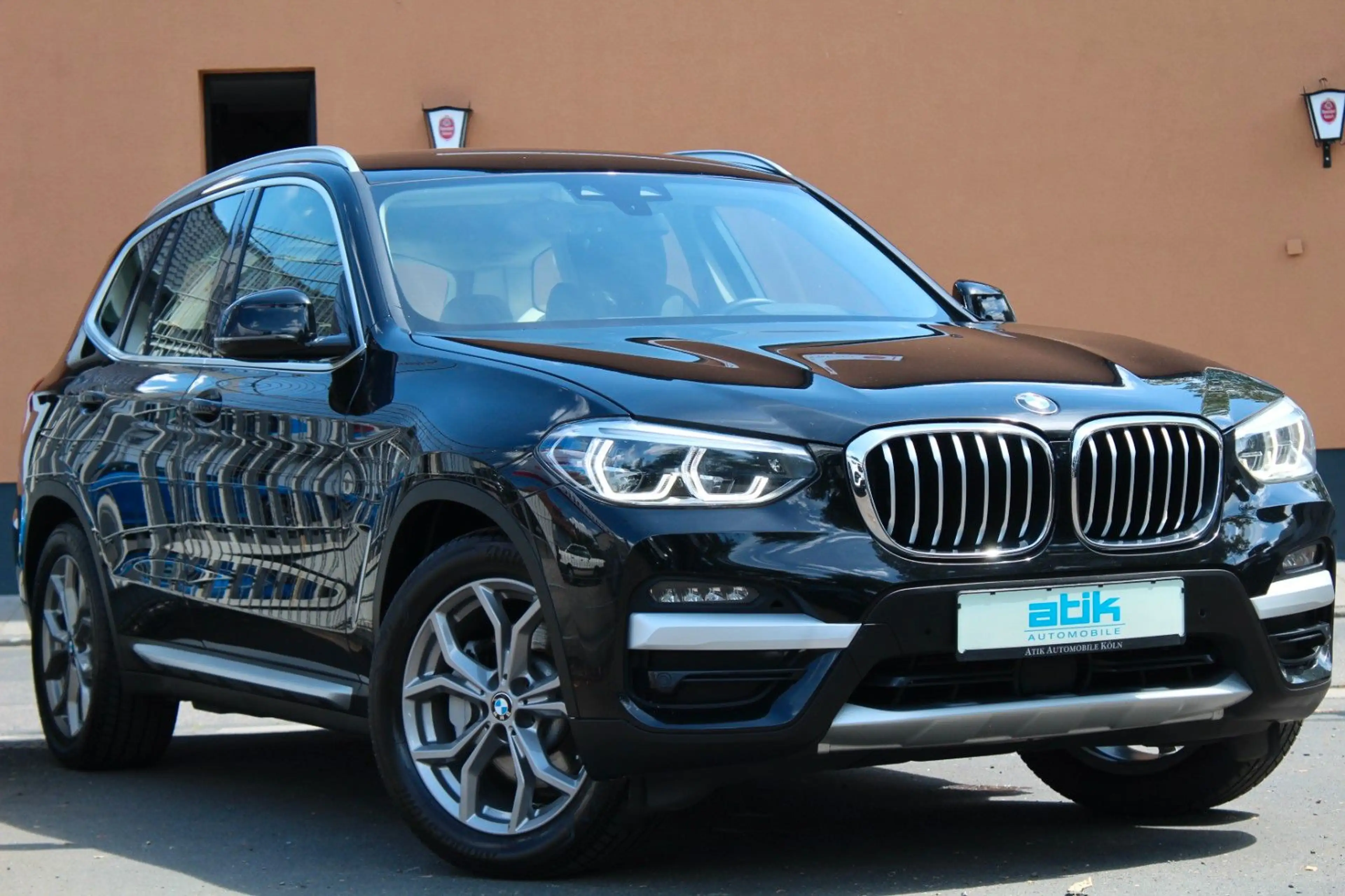 BMW X3 xDr30e DA-PLUS INNOV H-UP ADAPT 19" AHK xLine