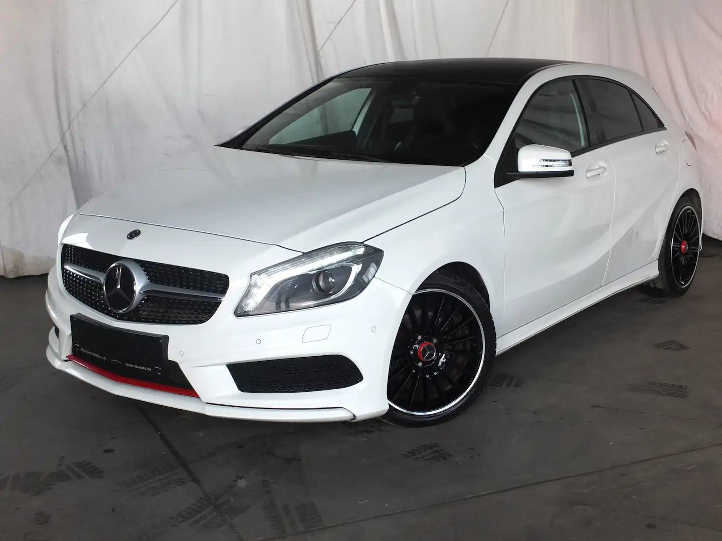 Mercedes-Benz A 200 CDI AMG LINE XENON NAVI 18zoll CARBON TEILLEDER Blanc - 1