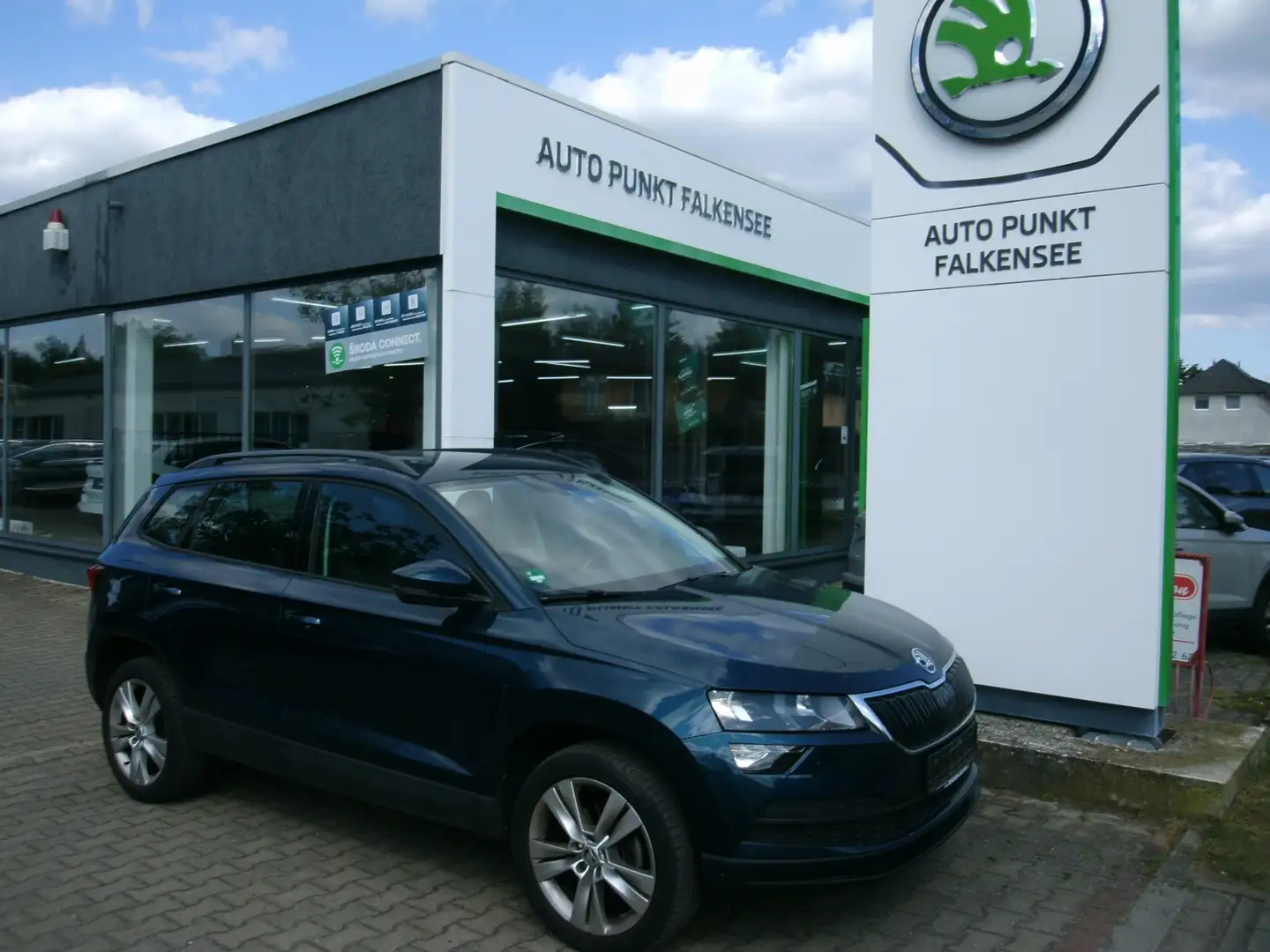 Skoda Karoq Style Blau - 1