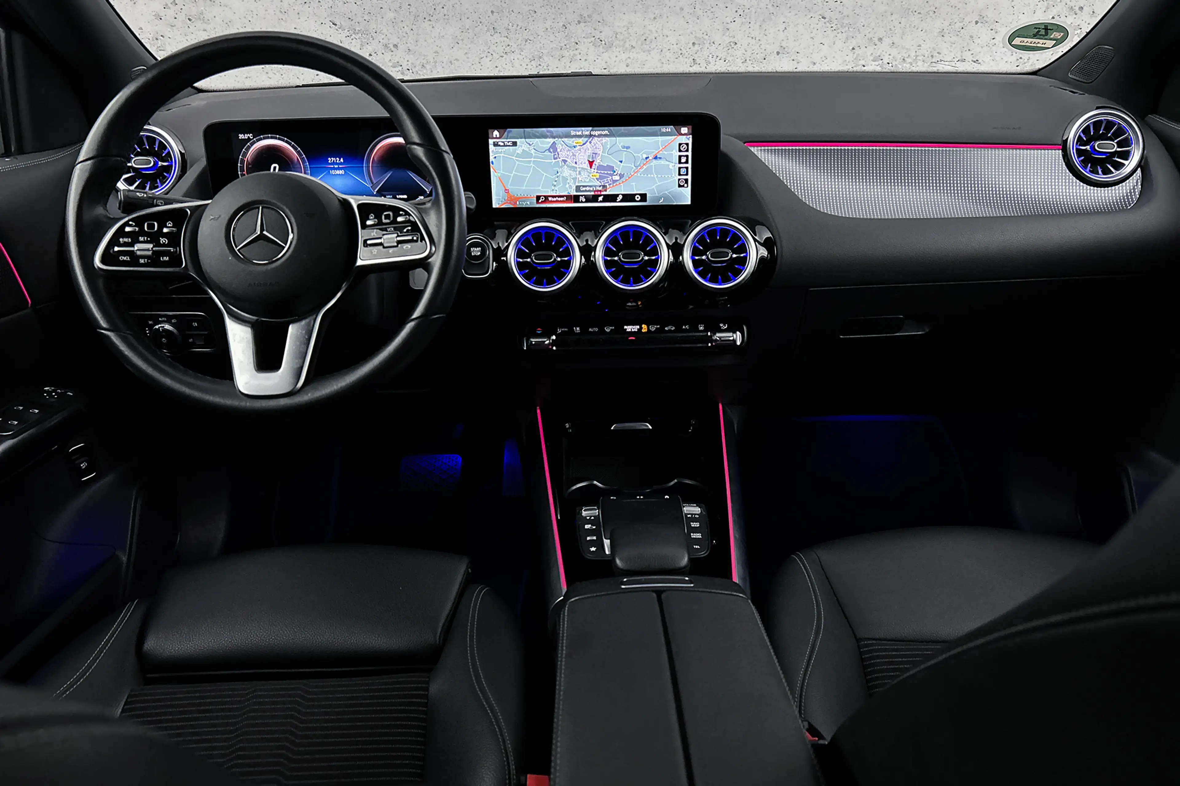 Mercedes-Benz EQA 250 Business Solution Luxury | Half lederen bekleding — photo 2