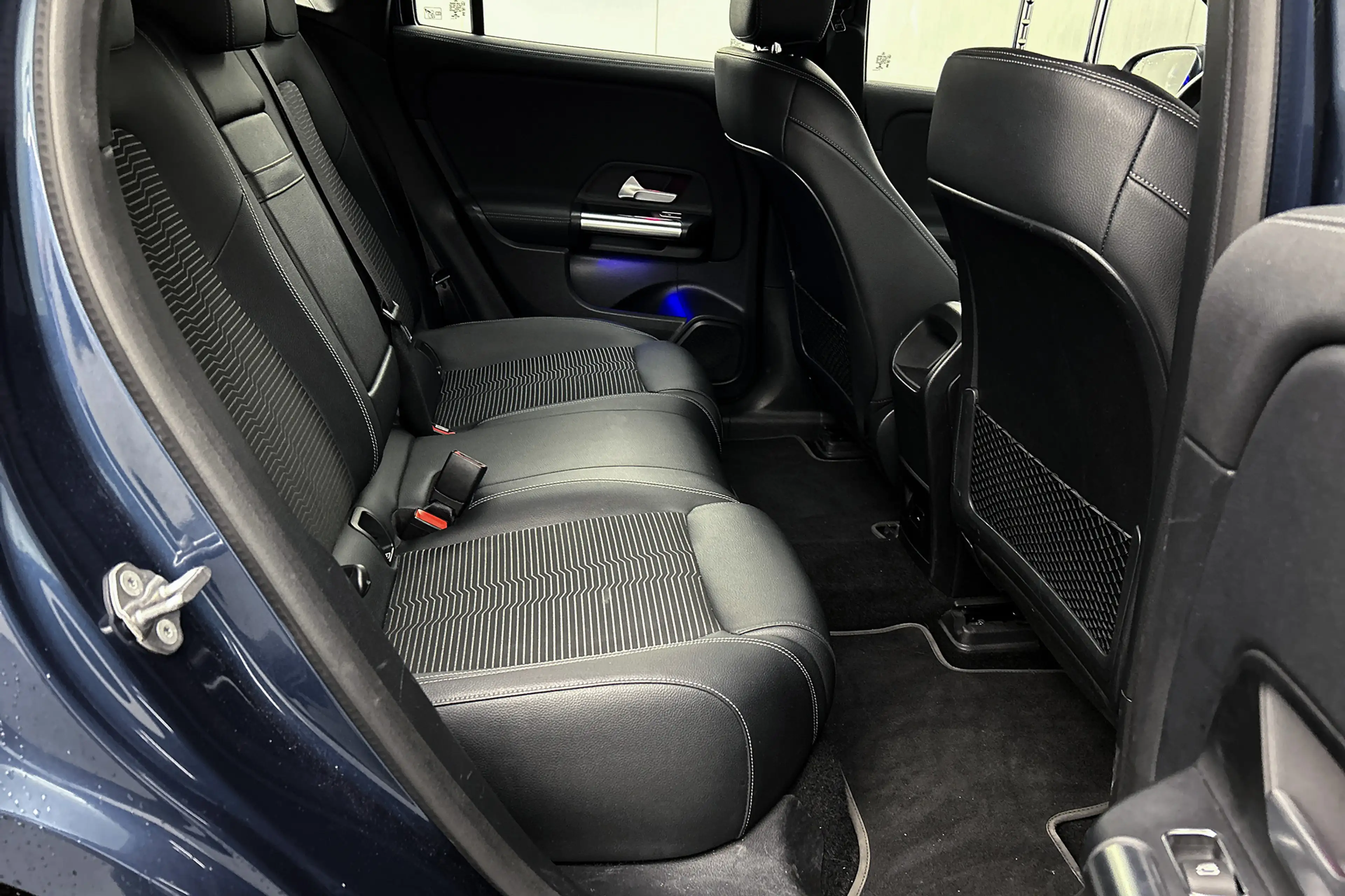 Mercedes-Benz EQA 250 Business Solution Luxury | Half lederen bekleding — photo 28