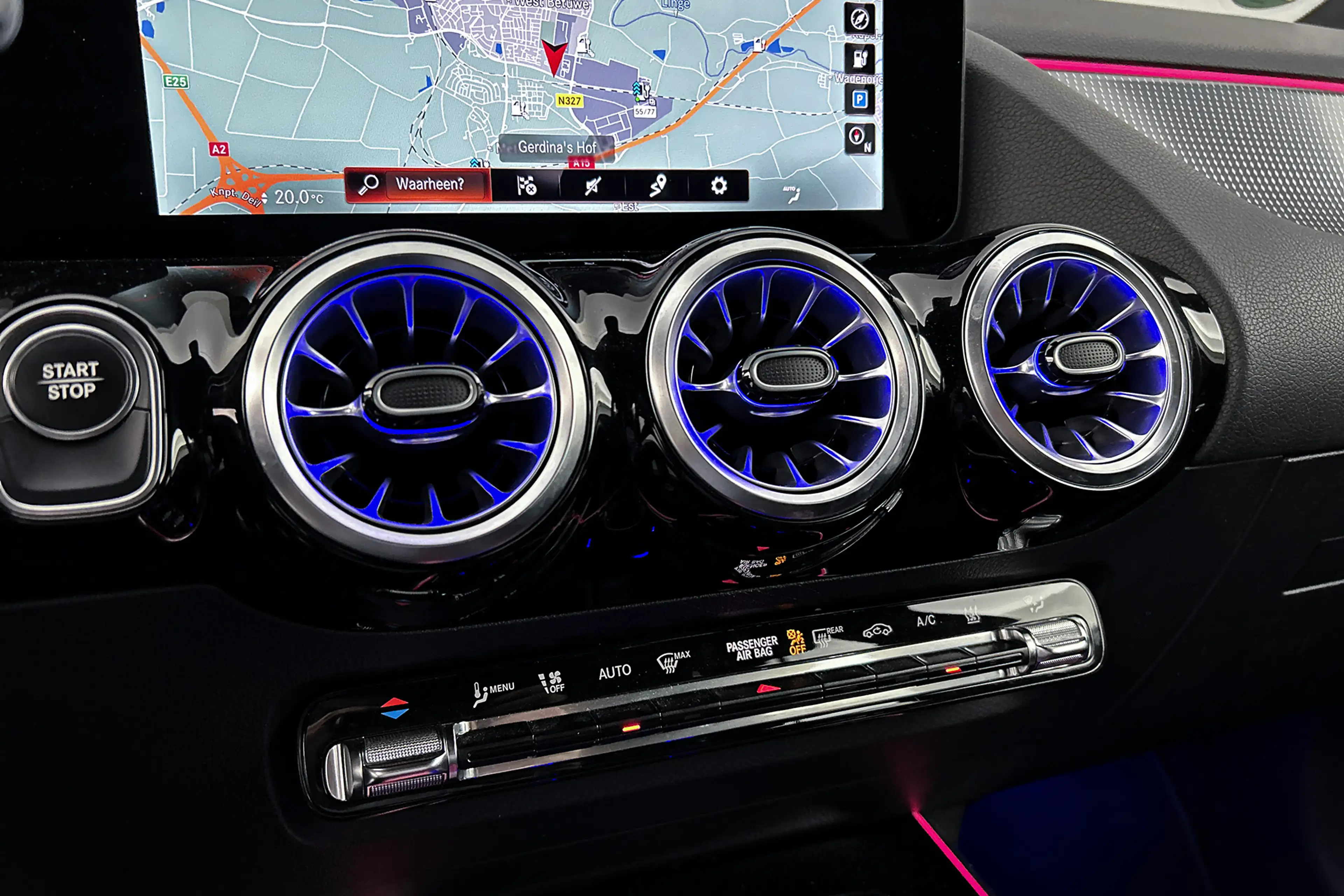 Mercedes-Benz EQA 250 Business Solution Luxury | Half lederen bekleding — photo 21
