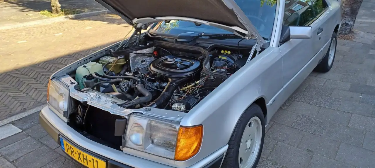Mercedes-Benz 230 CE, foto 9