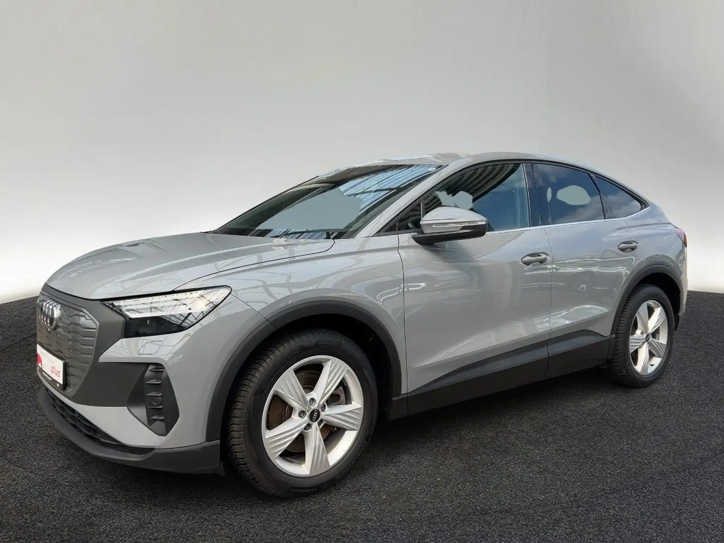 Audi Q4 e-tron Q4 Sportback 40 e-tron 150 kW Matrix Kamera Sono Grau - 2