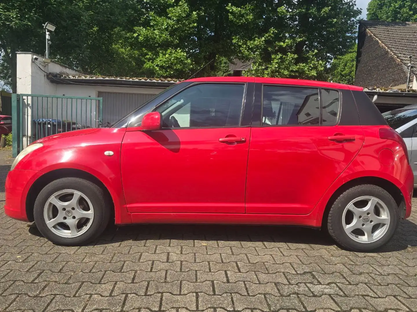 Suzuki Swift Snow (5-trg.) Rouge - 2