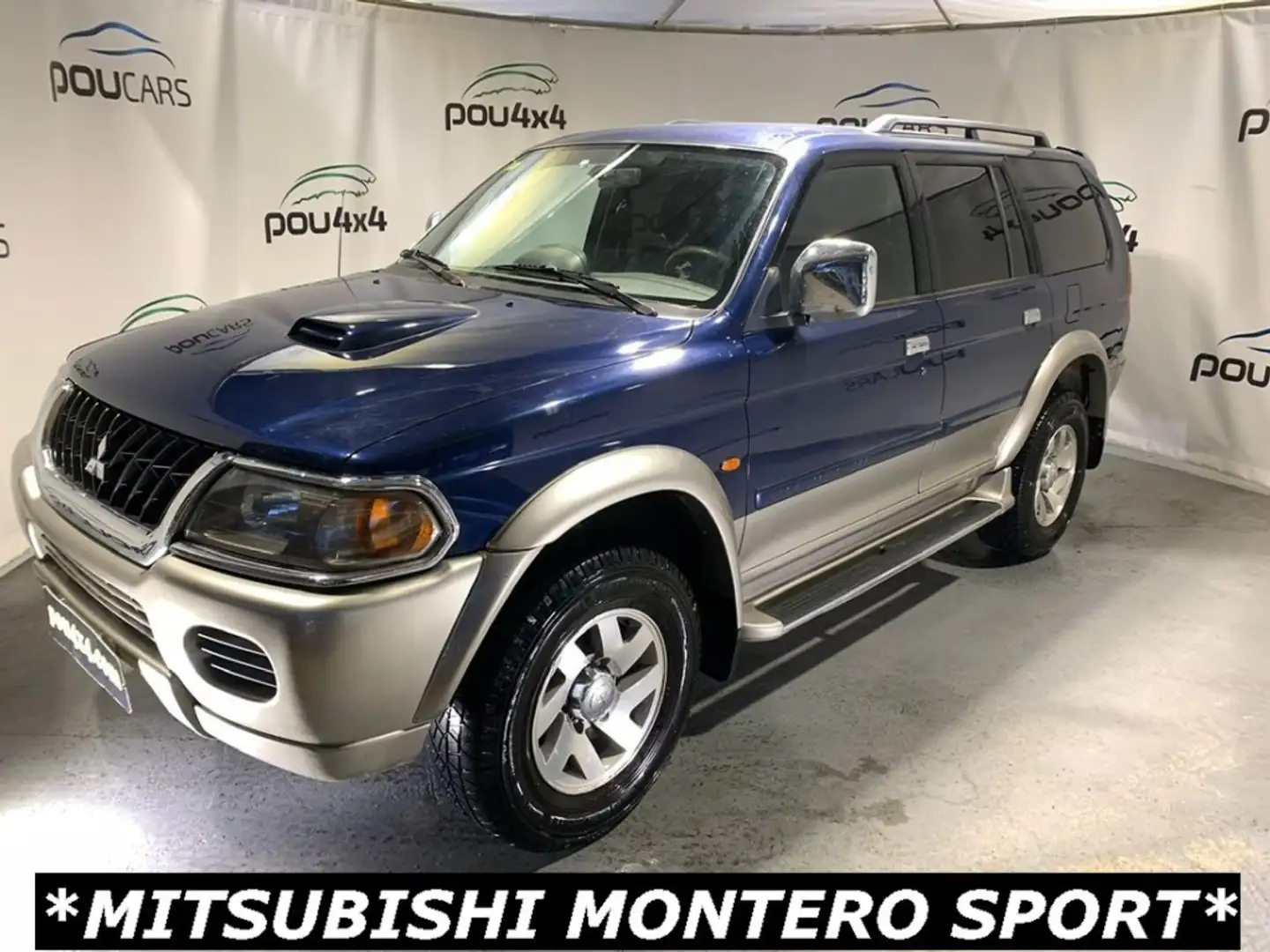 Mitsubishi Montero Largo 2.5 Tdi GLS Lujo Modrá - 1