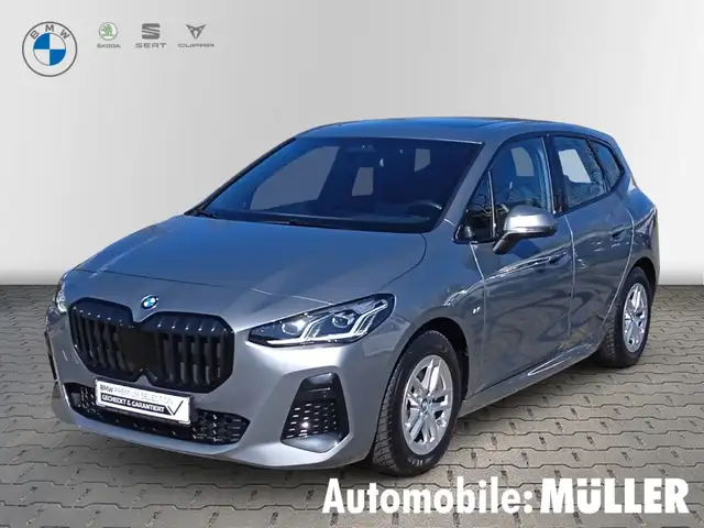 BMW 220 Active Tourer i*M-Sport*AHK*RFK*Schiebedach*HeadUp