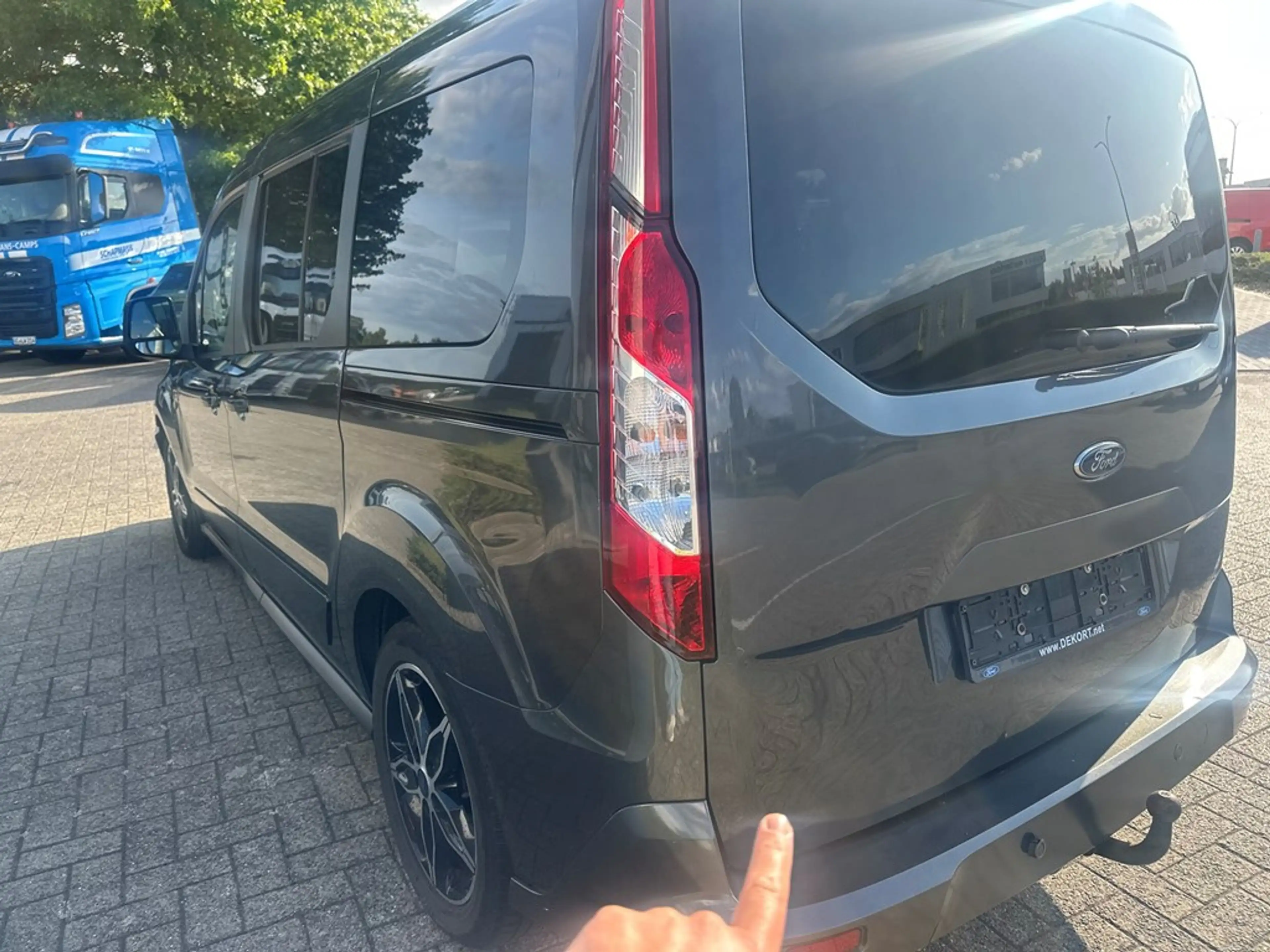 Ford Tourneo 7 zitplaatsen — photo 6