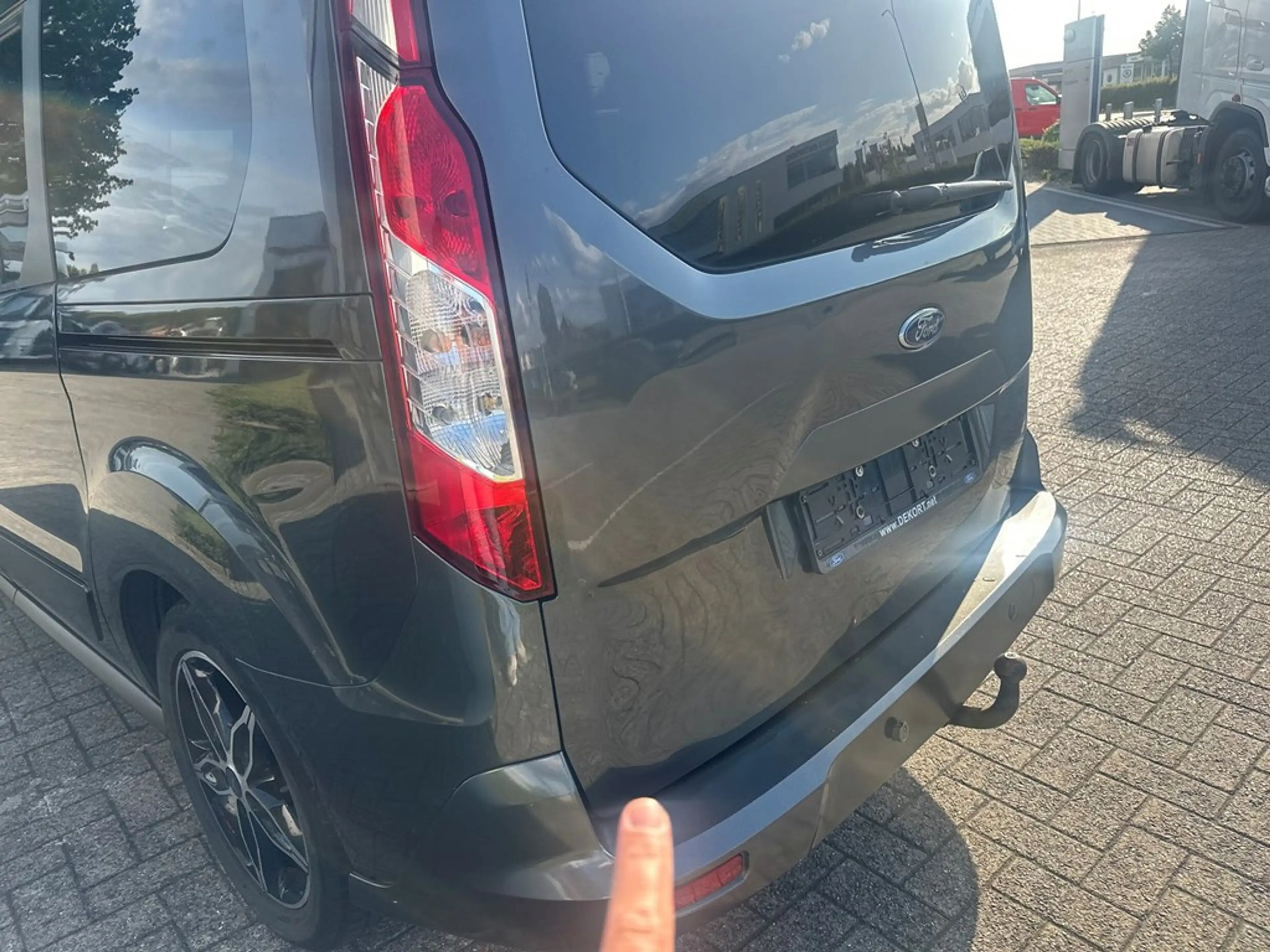 Ford Tourneo 7 zitplaatsen — photo 10