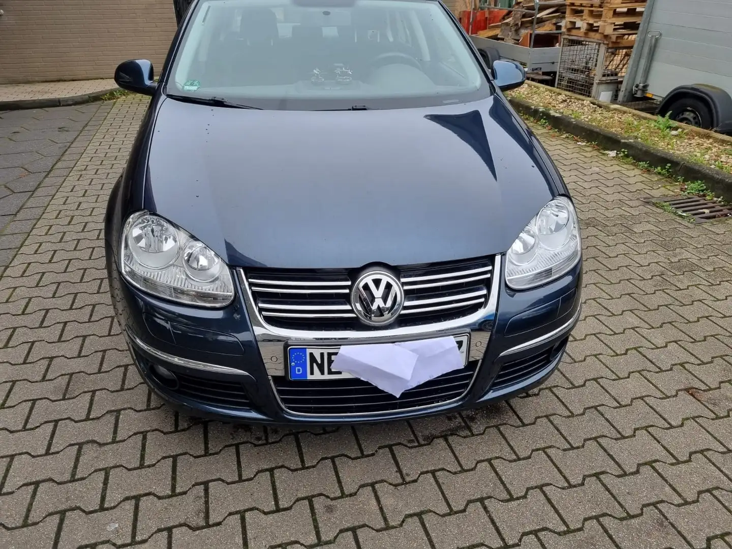 Volkswagen Jetta Jetta 1.6 Comfortline mit Gasanlage - 1