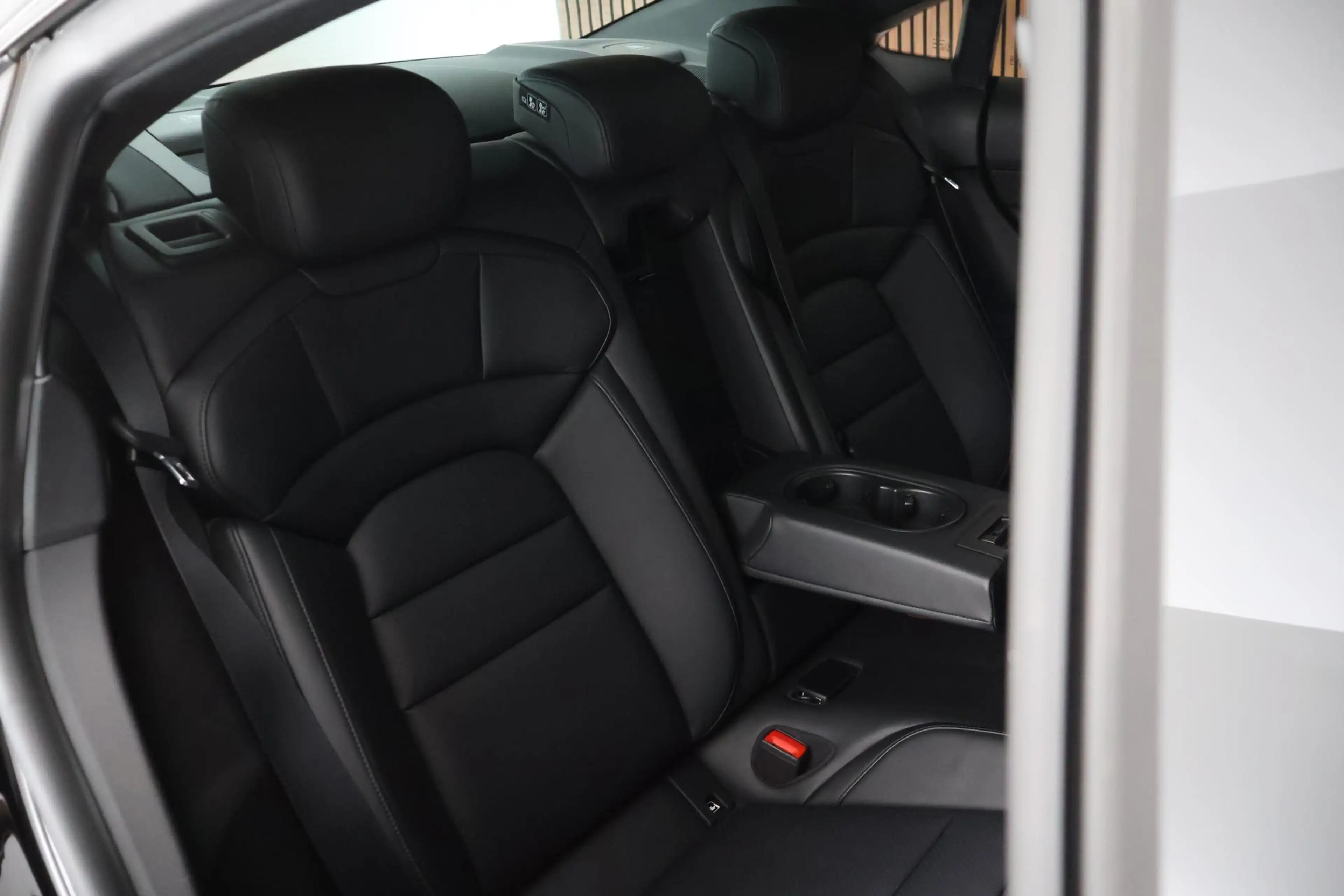 Porsche Taycan 4S Performance 493pk 84 kWh 90% SOH Warmtepomp Spo — photo 46