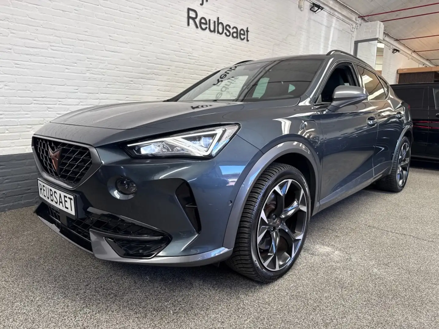 CUPRA Formentor 1.4 E-Hybrid VZ 245Pk Performance VERKOCHT!!! Grijs - 2