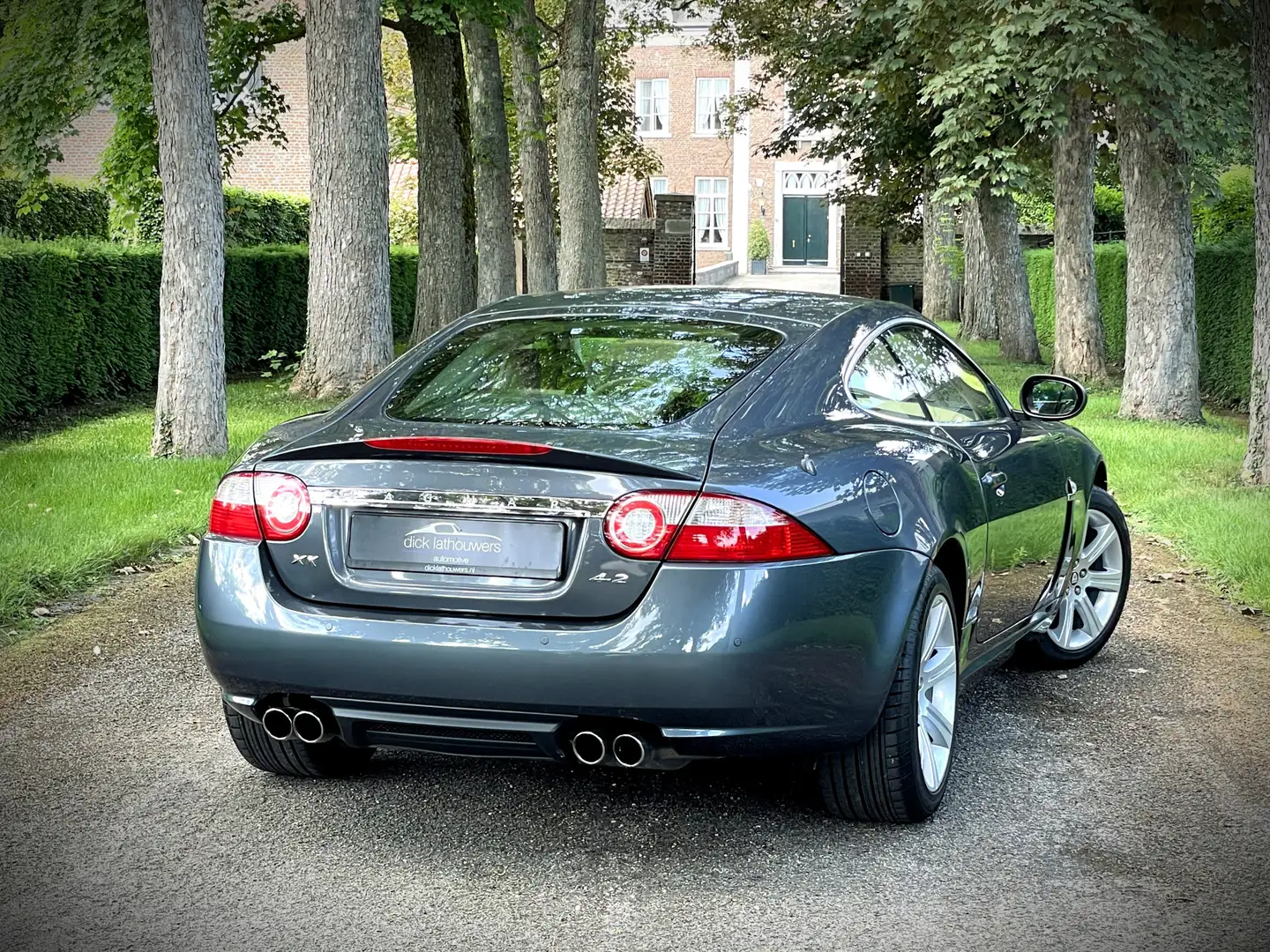 Jaguar XK 4.2 V8 Coupé / YOUNGTIMER / 61.000KM !!!/ TOP STAA Gris - 2