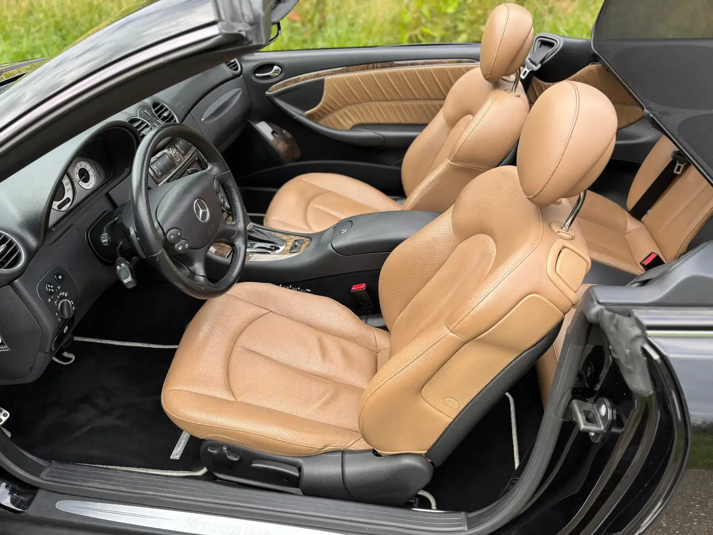 Mercedes-Benz CLK 350 Cabrio Avantgarde Aut/Navi/Leder/Pdc/Acc Noir - 2