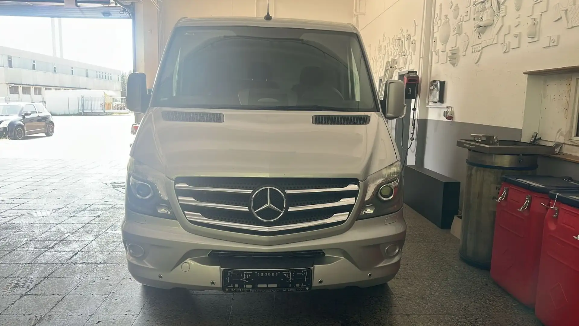 Mercedes-Benz Sprinter II 3.0 V6 ,4-Sarg Bestattungswagen Zilver - 2