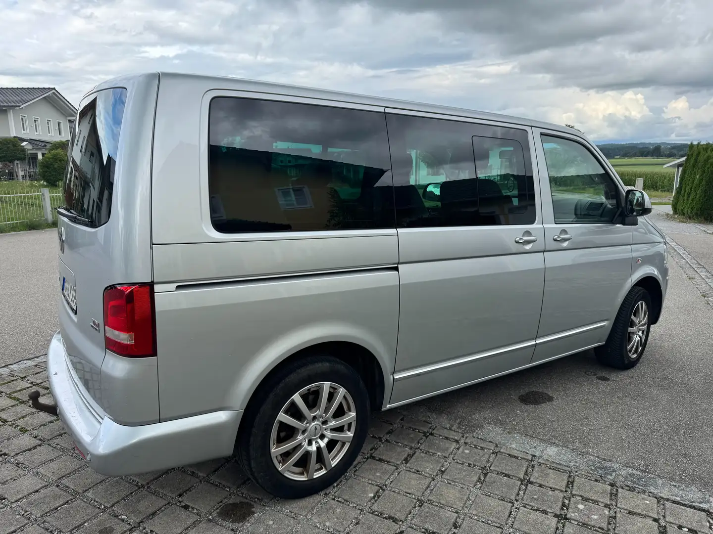 Volkswagen T5 Multivan Transporter T5 TDI (BiTDI) 4MOTION DSG 4MOTION Hig Silber - 1