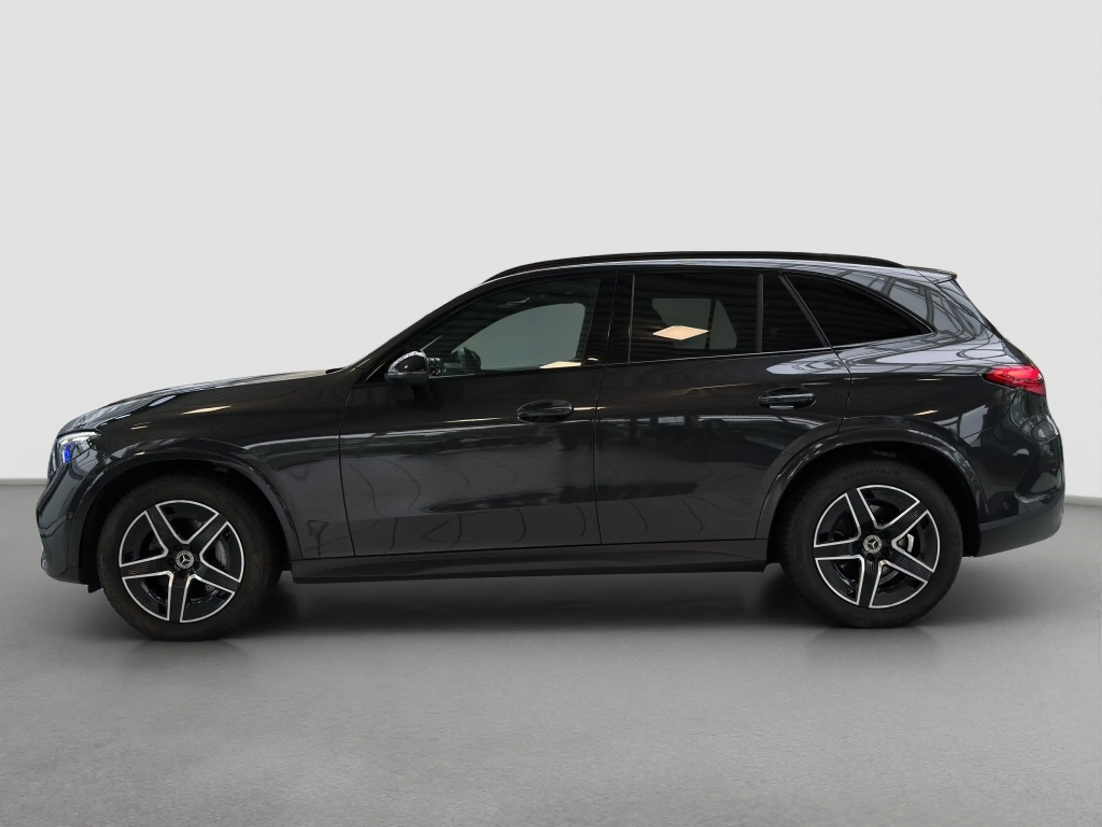 Mercedes-Benz GLC 200 4M AMG*NIGHT*DIGITAL LIGHT*DAB*LENKRHZG* — photo 4