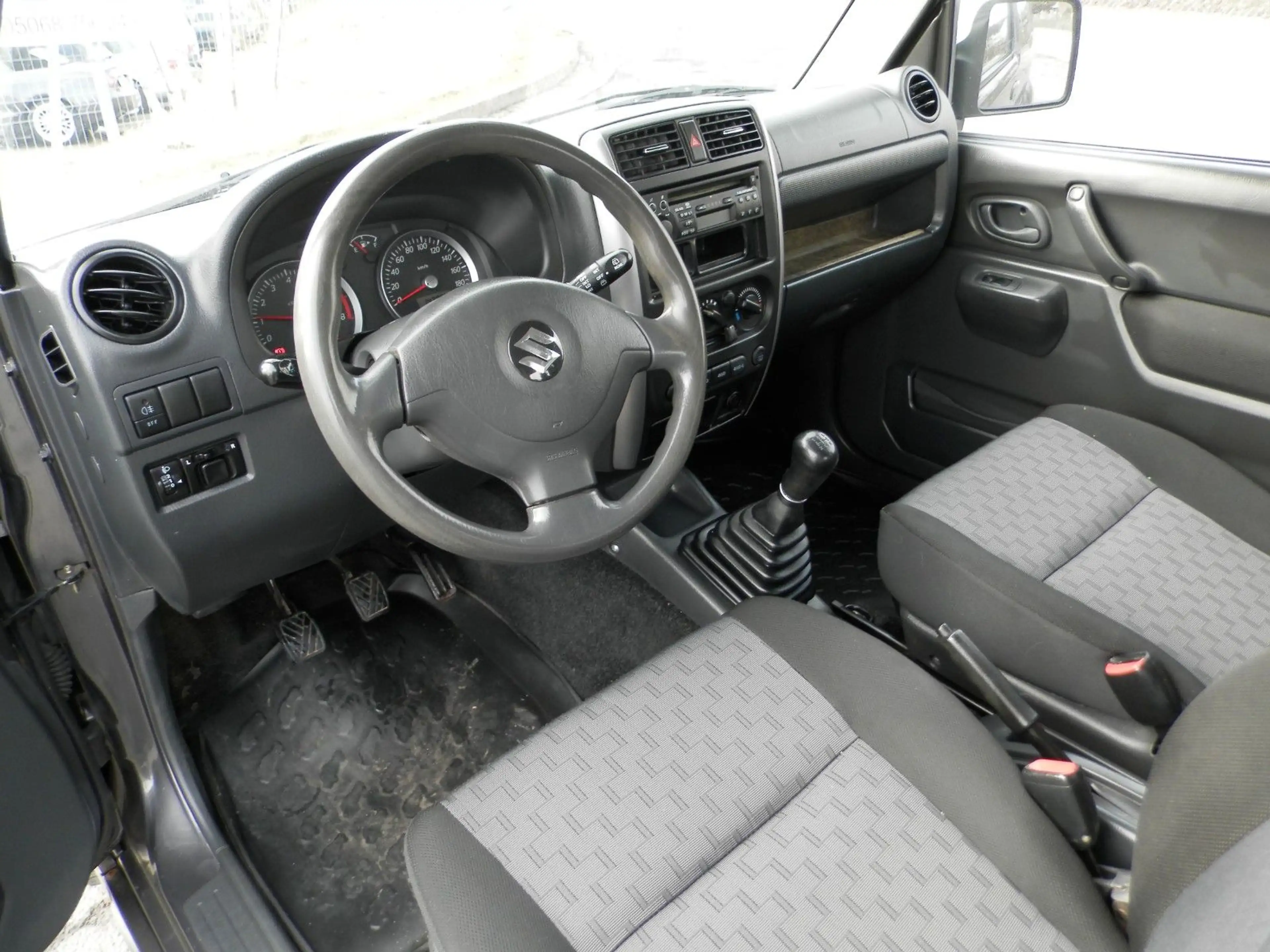 Suzuki Jimny Ranger Lim"Nr.70"TÜV-3/2028"AHK" — photo 4