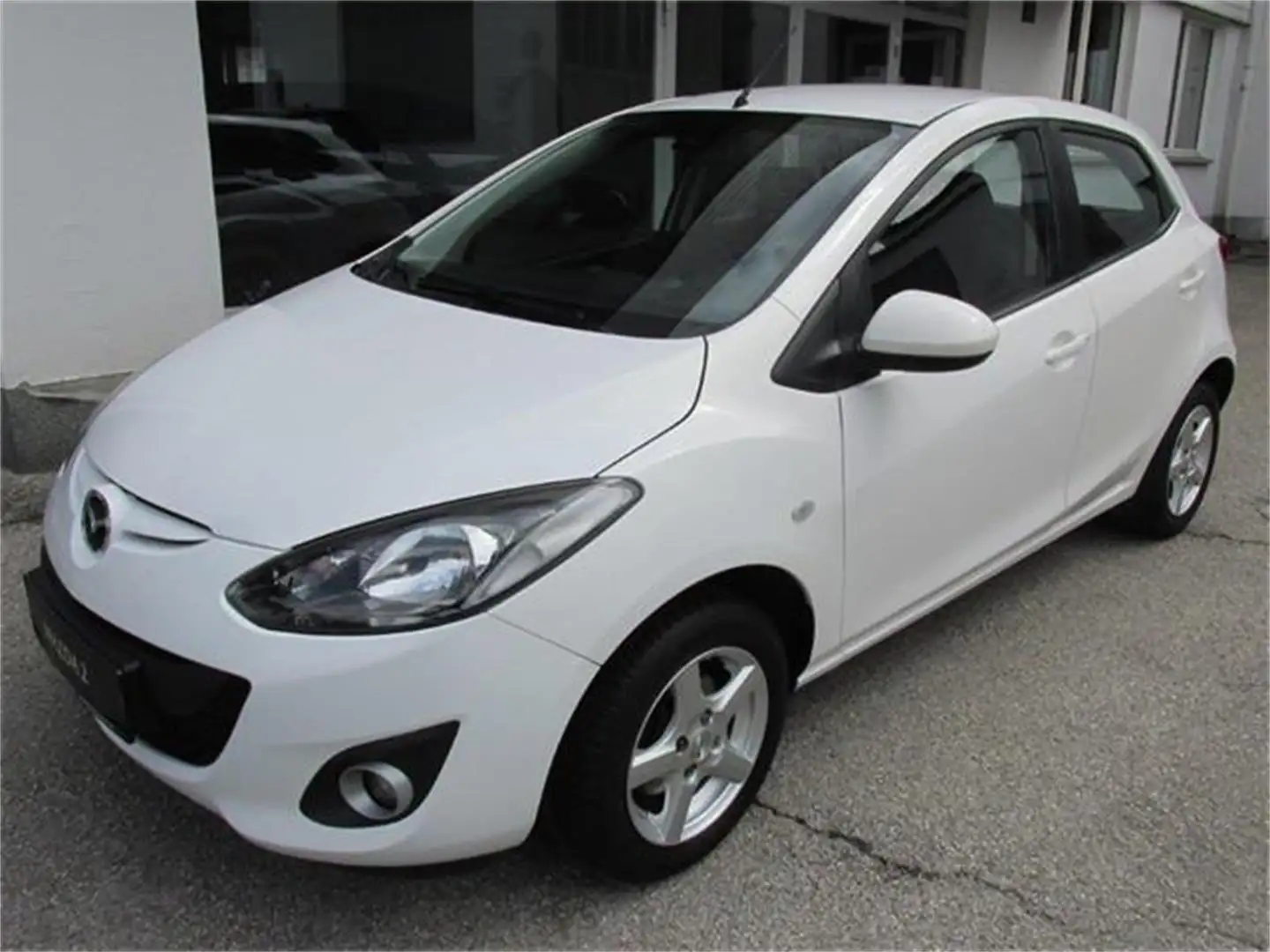 Mazda 2 /1.5i/AT/TE Blanc - 1