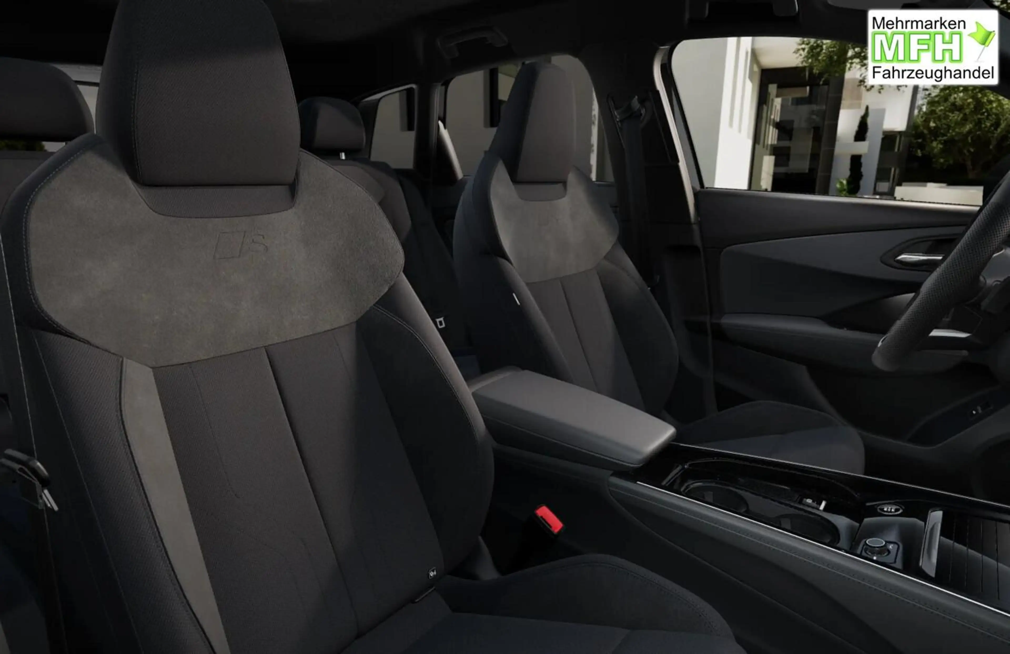 Audi Q3 2xS line Tech KlimaP Ext.P. Black PrivG 19Z 110... — photo 4