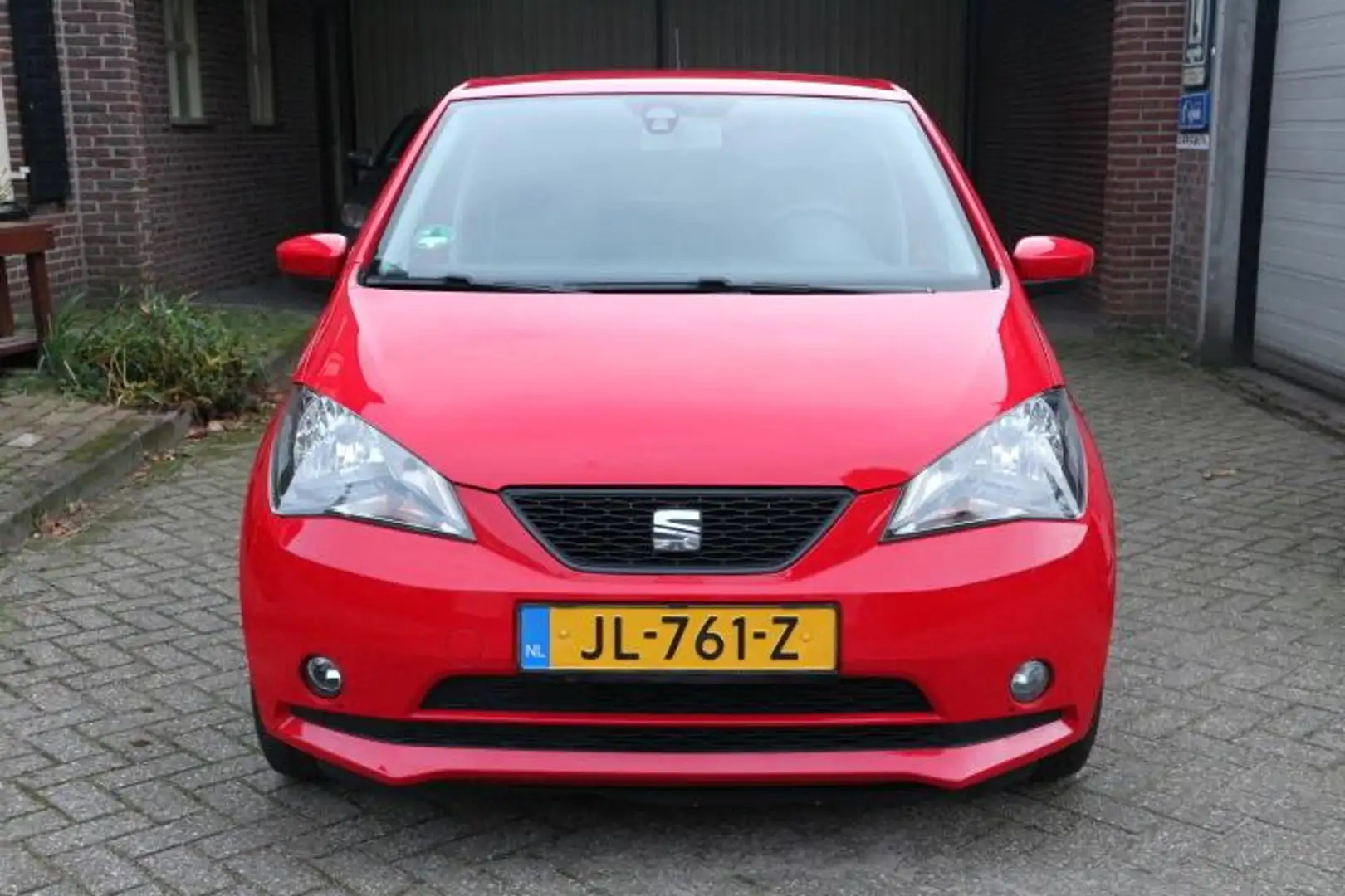 SEAT Mii 1.0 Sport Connect 5drs Airco Cruise controle NETTE Rojo - 2