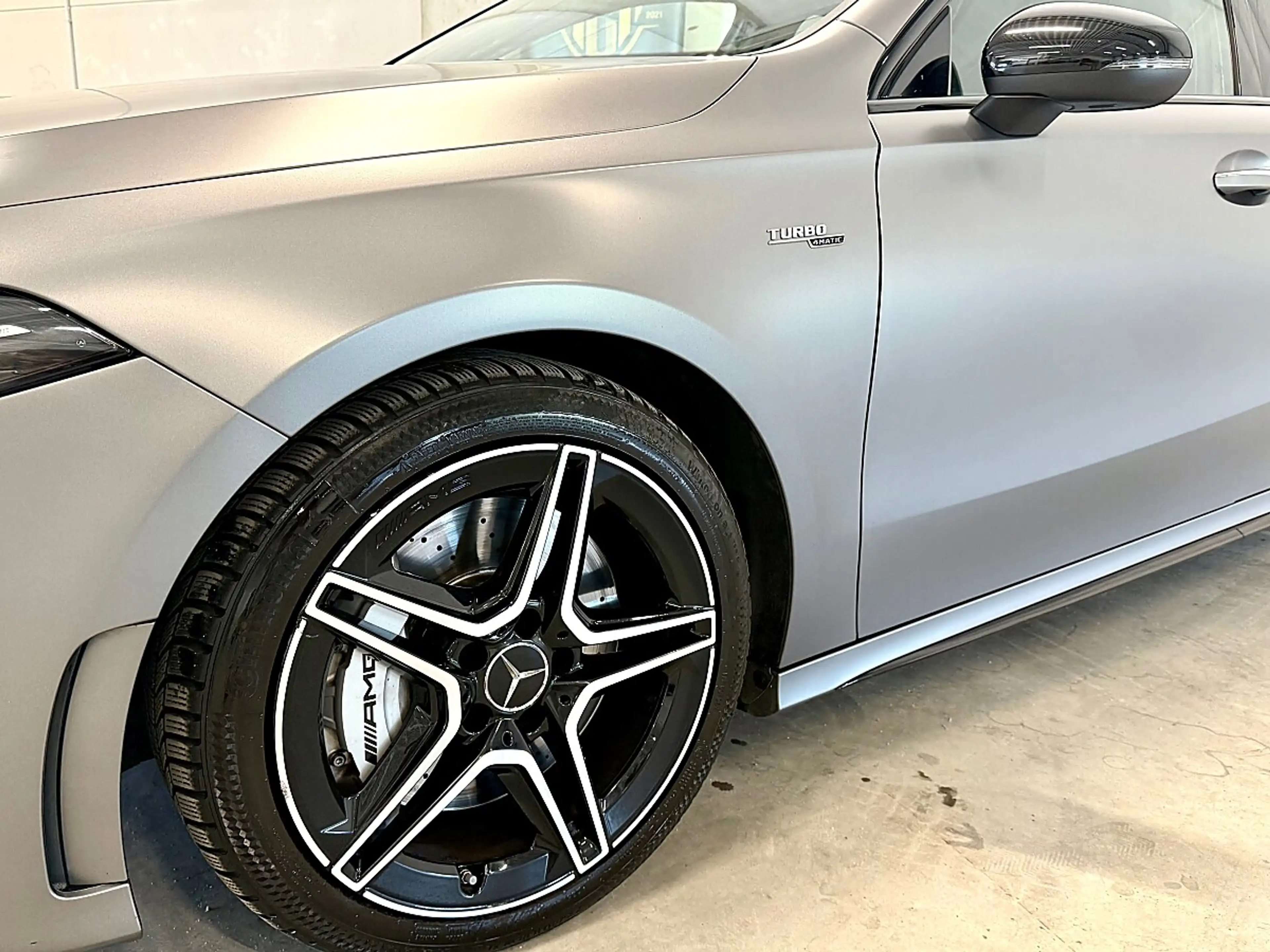 Mercedes-Benz A 35 AMG Performance 4Matic Aut. — photo 9