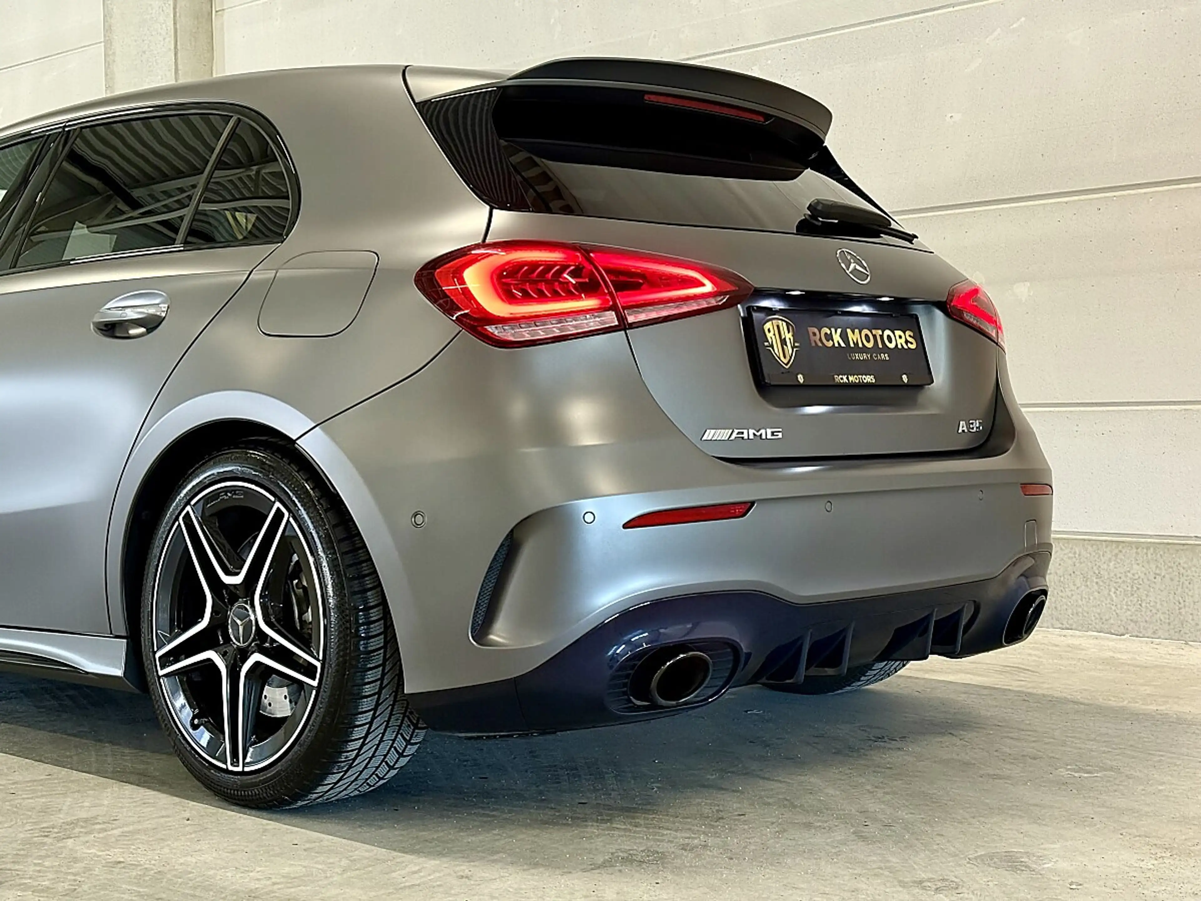 Mercedes-Benz A 35 AMG Performance 4Matic Aut. — photo 10