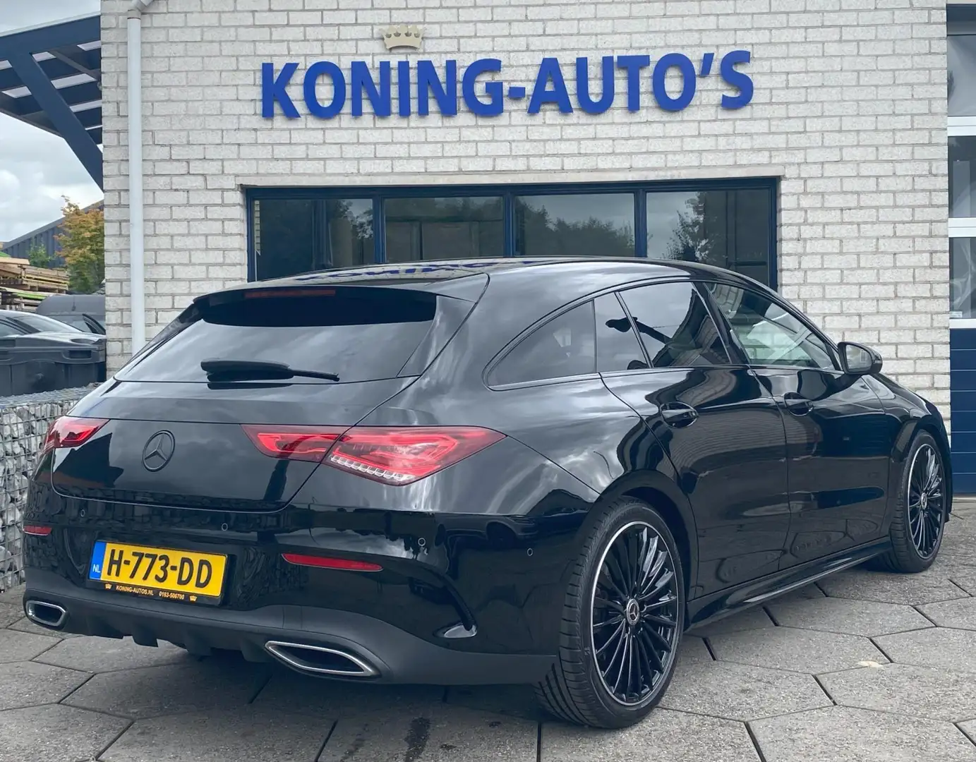 Mercedes-Benz CLA 200 Shooting Brake Business Solution AMG/ 19"/ Ambient Negro - 2
