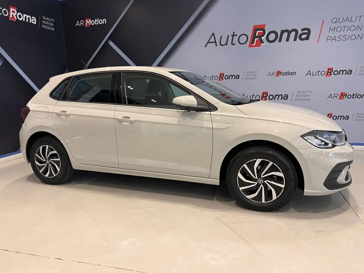 Volkswagen Polo 1.0 TSI Life 70kW Beige - 2