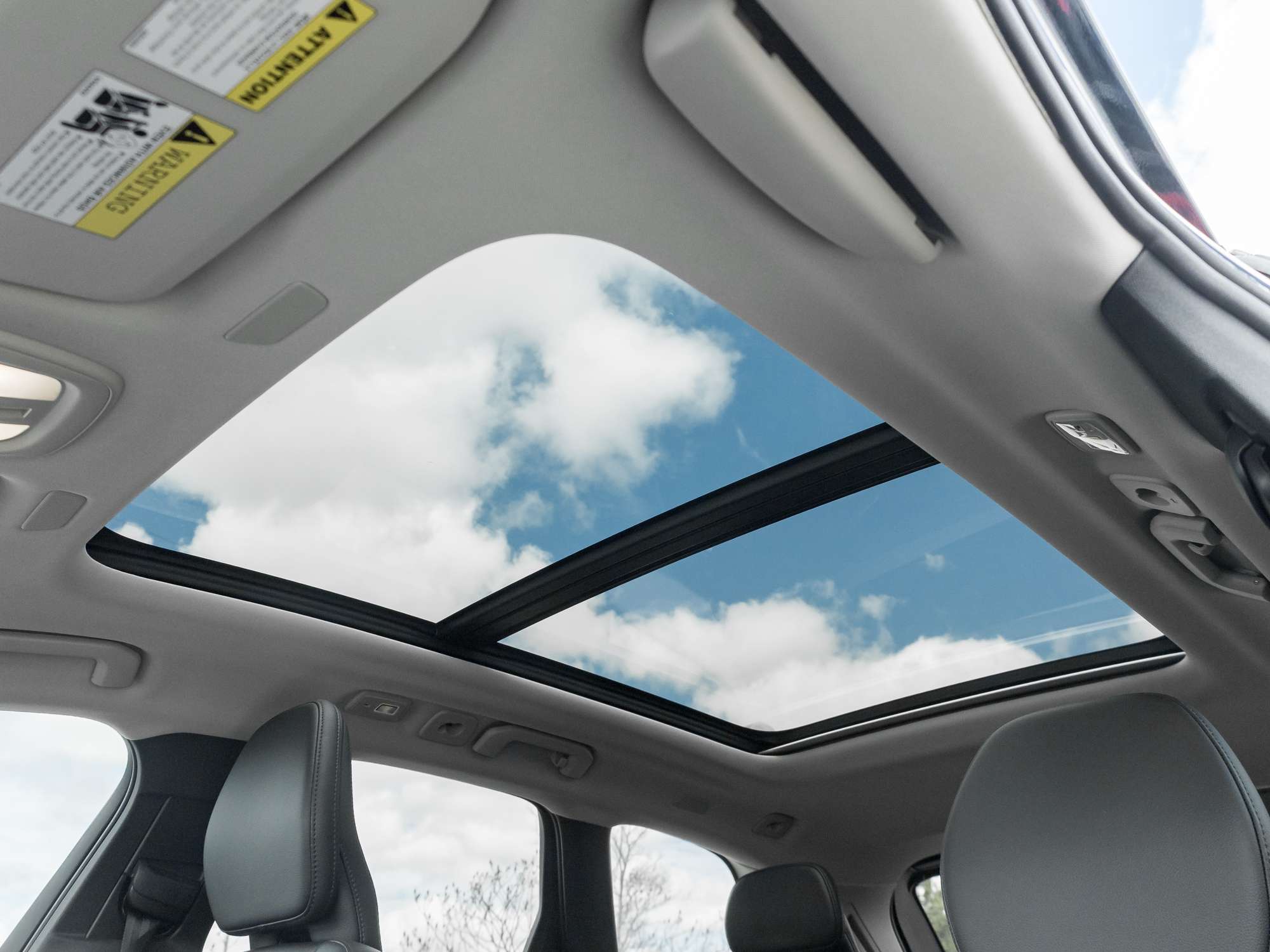 2024 Volvo XC60 T8 eAWD PHEV Core Dark Theme thumb 23